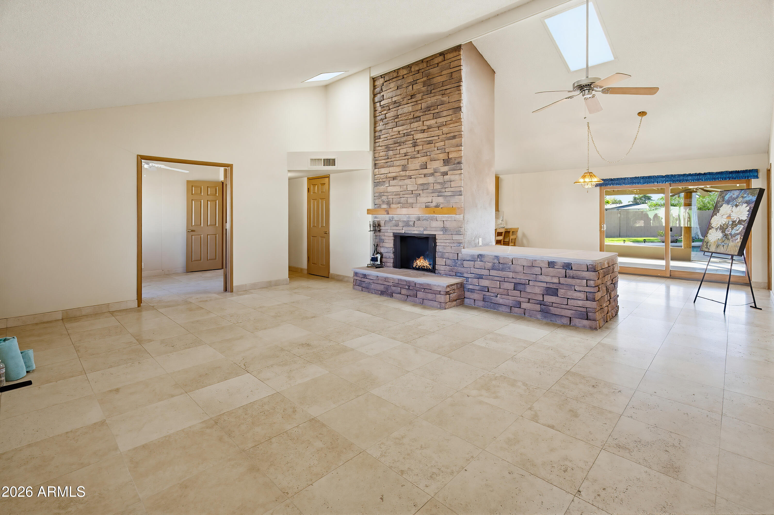 6521 E SWEETWATER Avenue