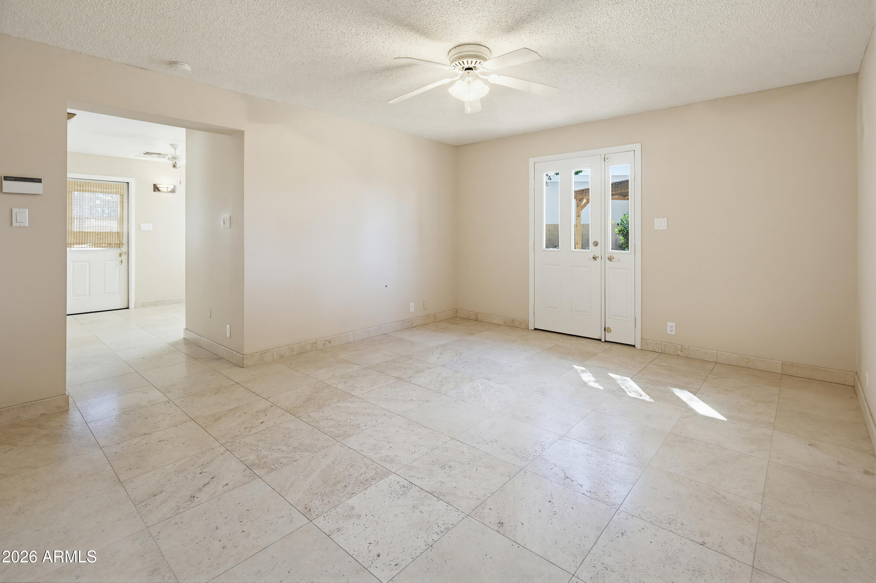 6521 E SWEETWATER Avenue