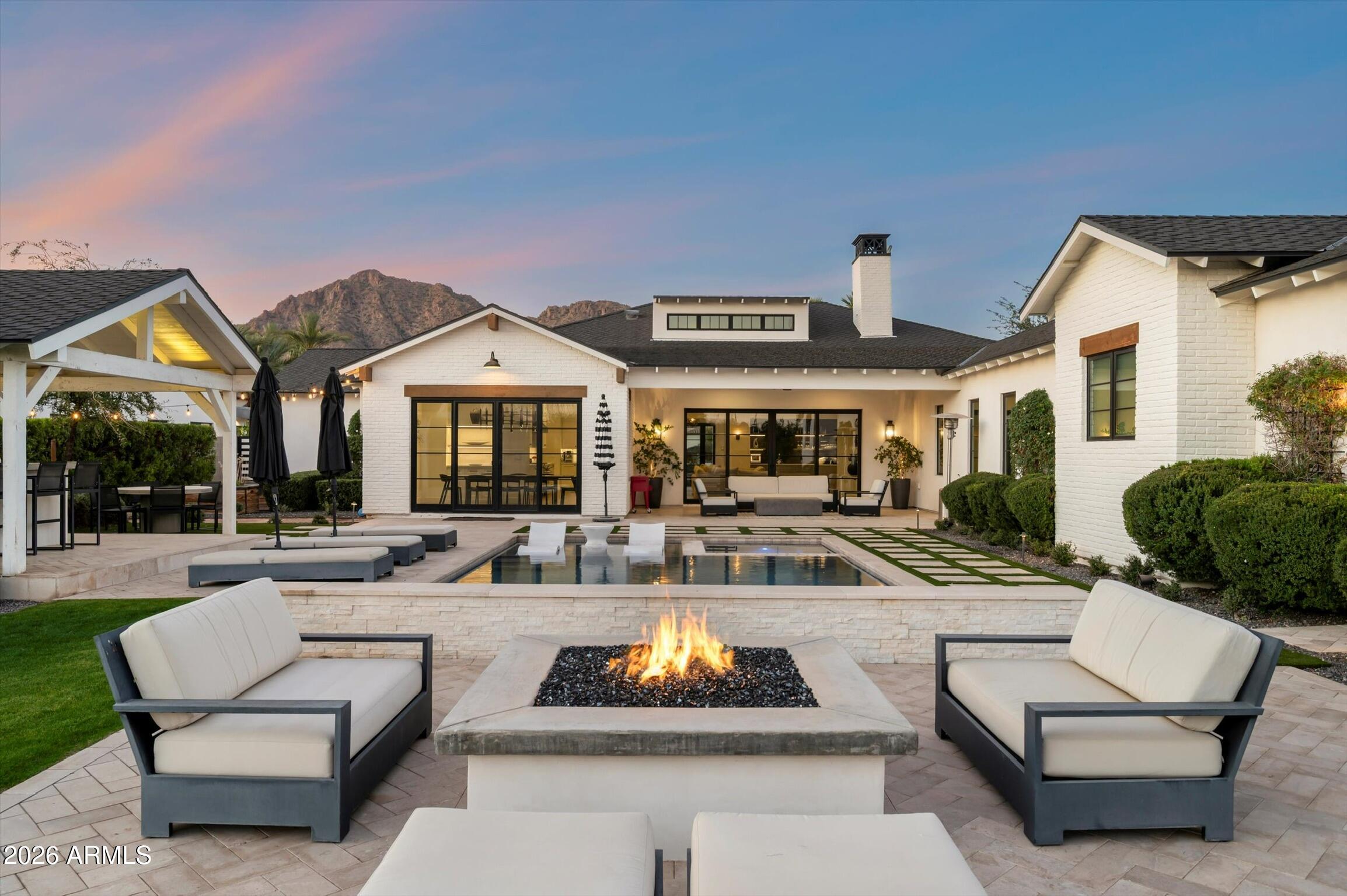 5903 E LAFAYETTE Boulevard