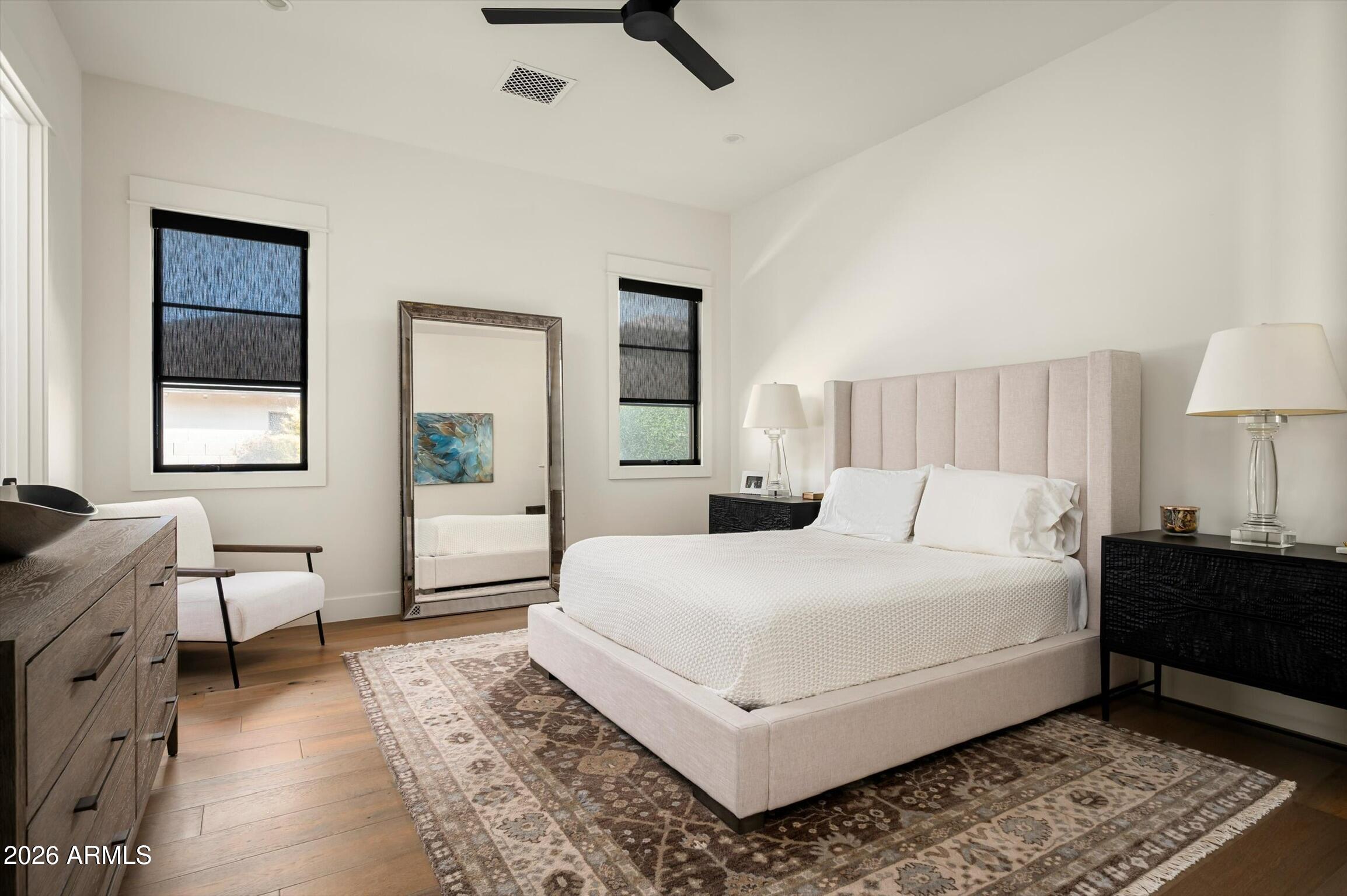 5903 E LAFAYETTE Boulevard