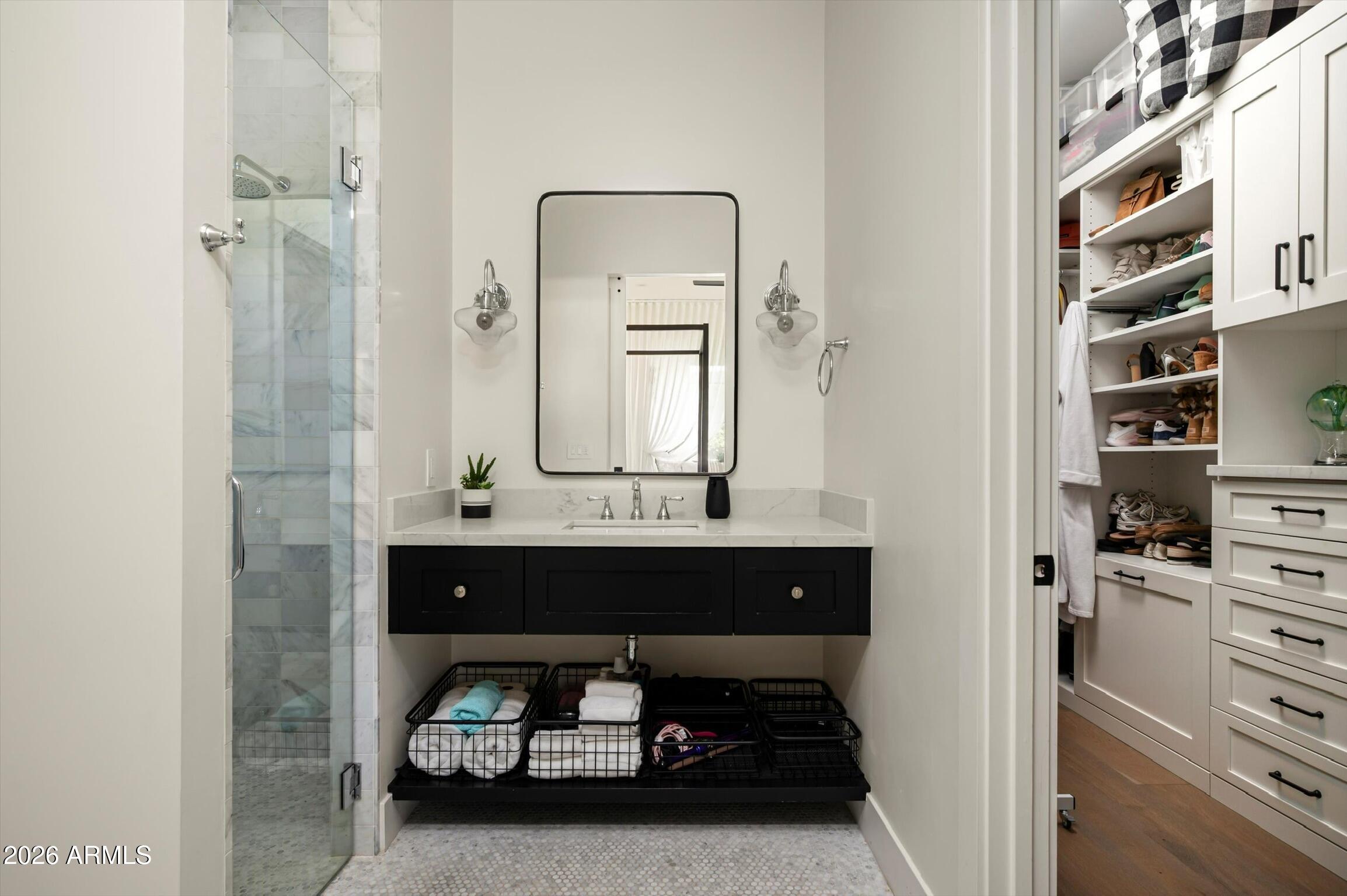 5903 E LAFAYETTE Boulevard