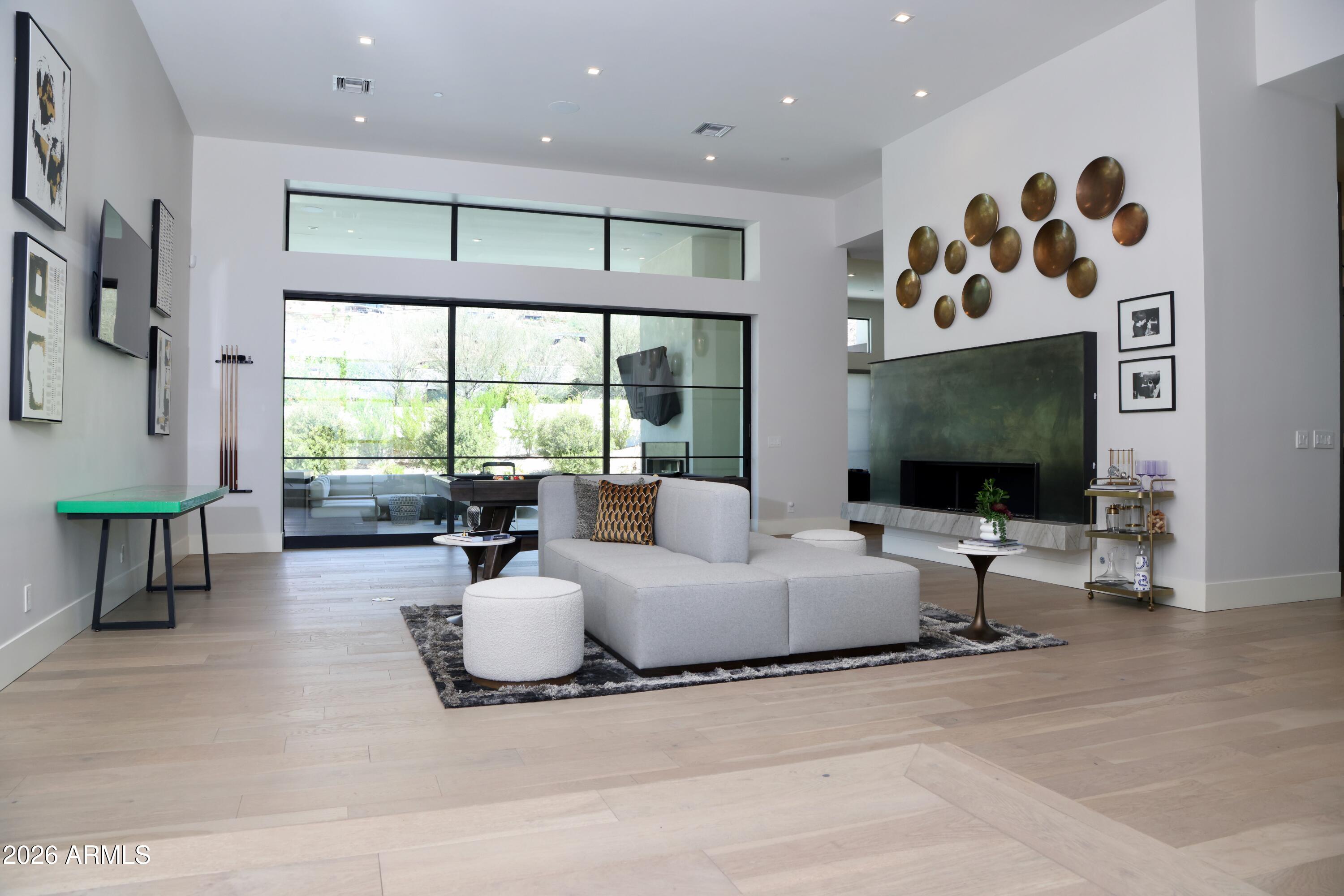 4822 E PALOMINO Road