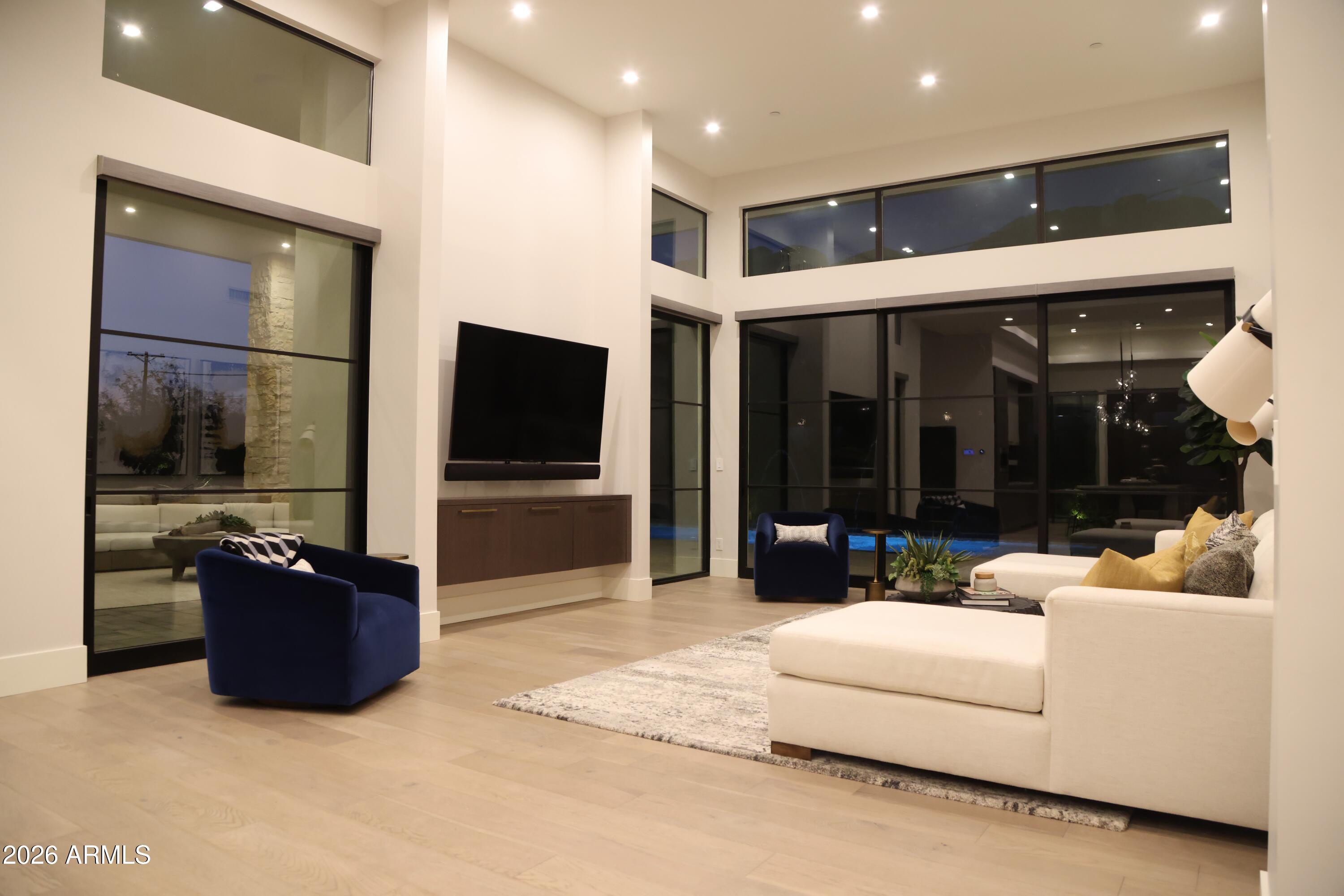 4822 E PALOMINO Road