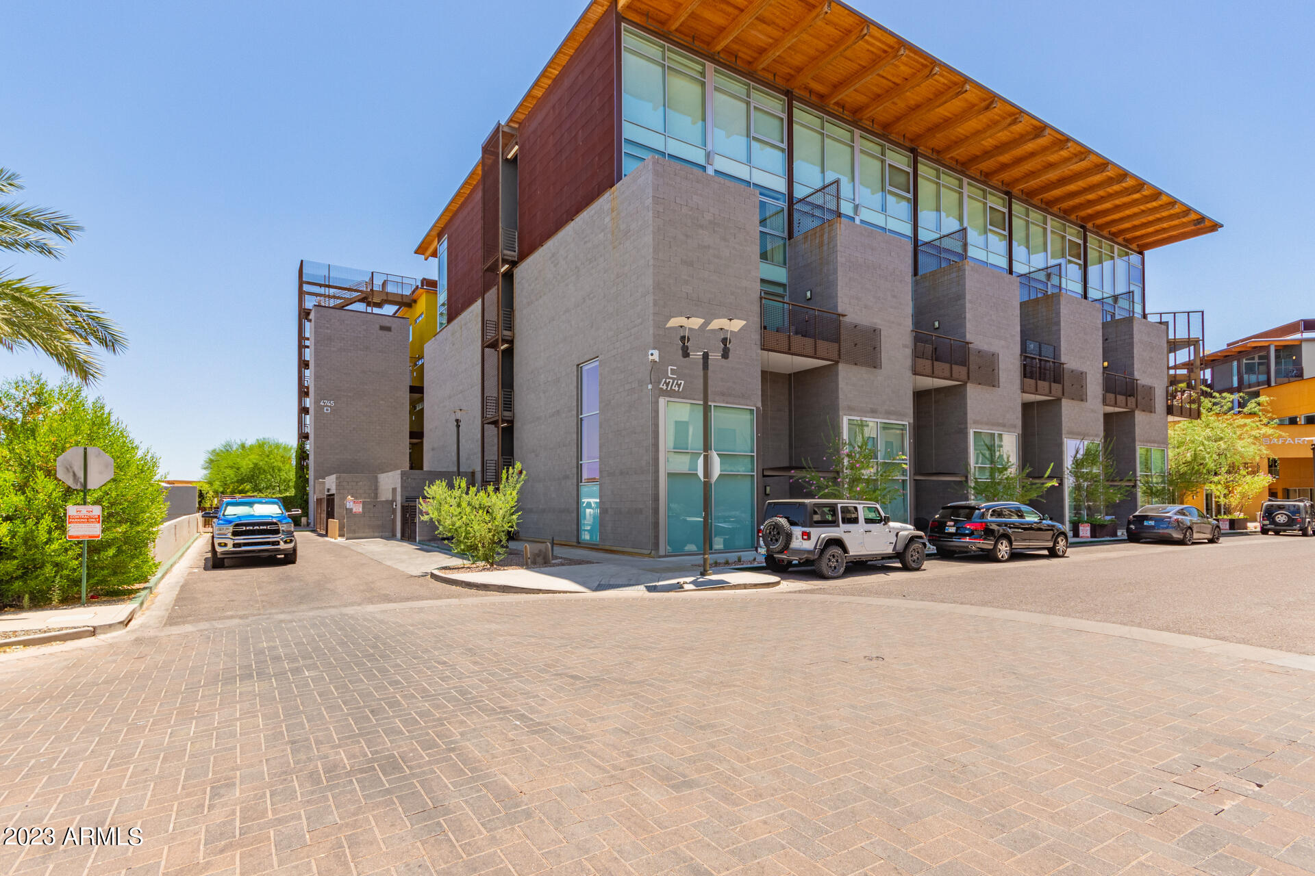4747 N SCOTTSDALE Road Unit: C1009
