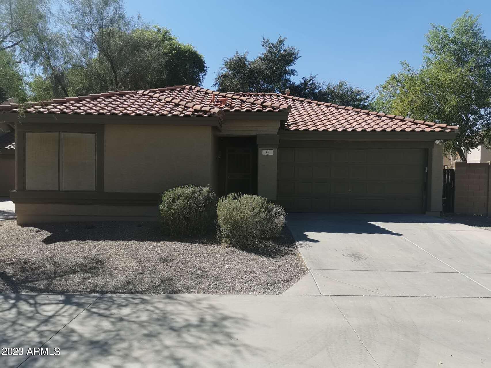 18611 N 22nd Street, 10