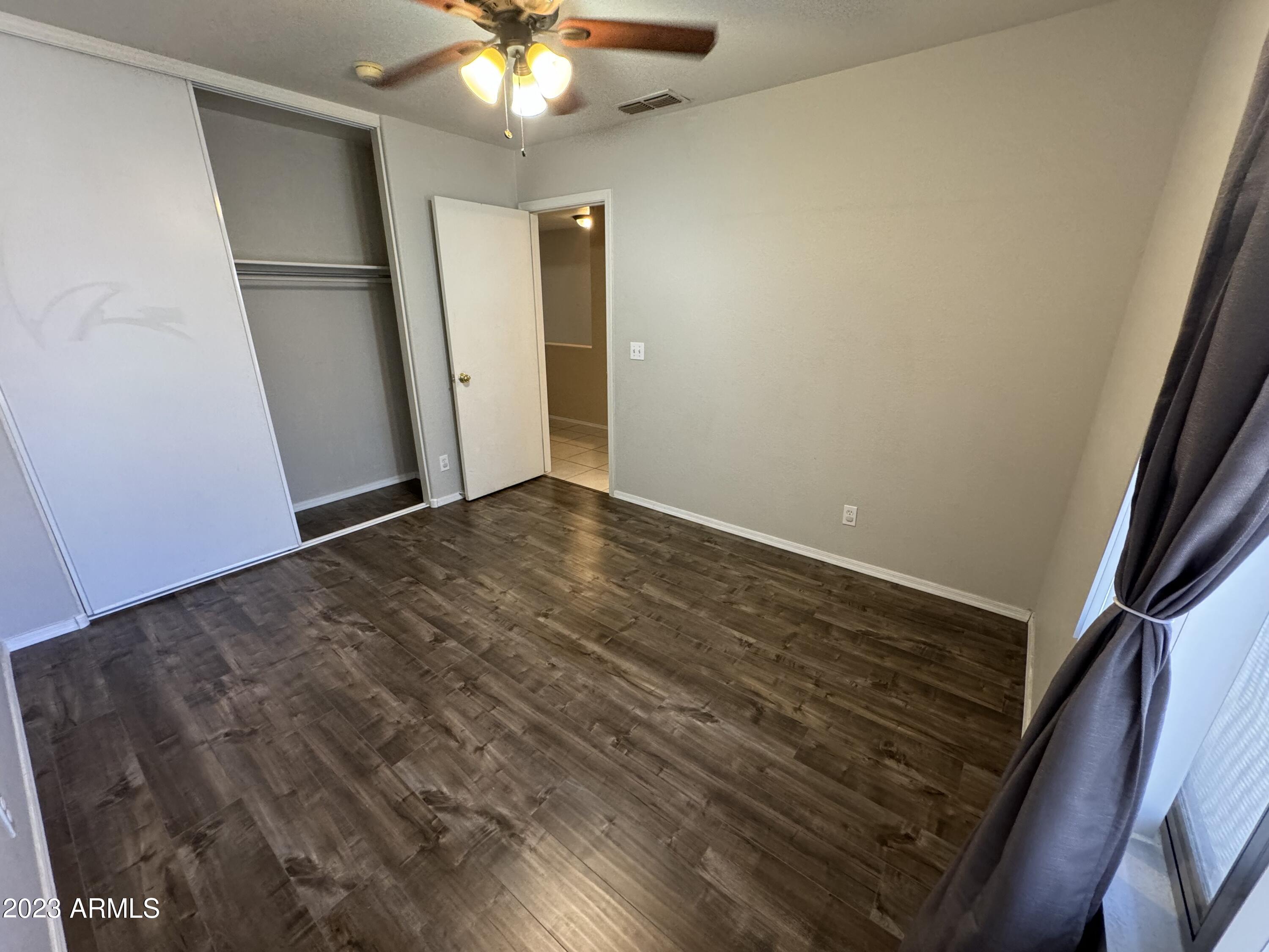 18611 N 22nd Street, 10