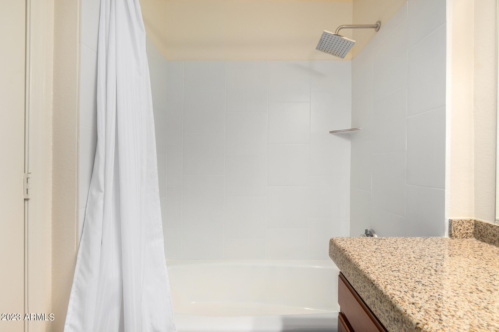 9430 E MISSION Lane, 106