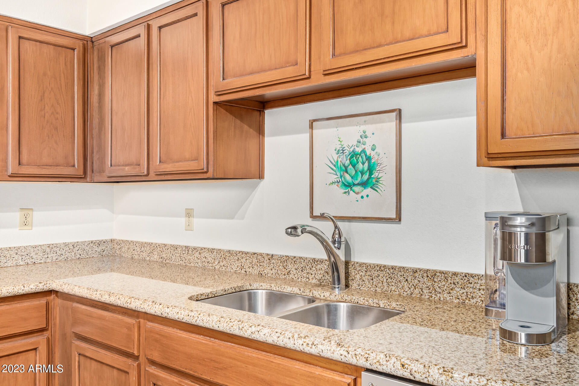 9430 E MISSION Lane, 106