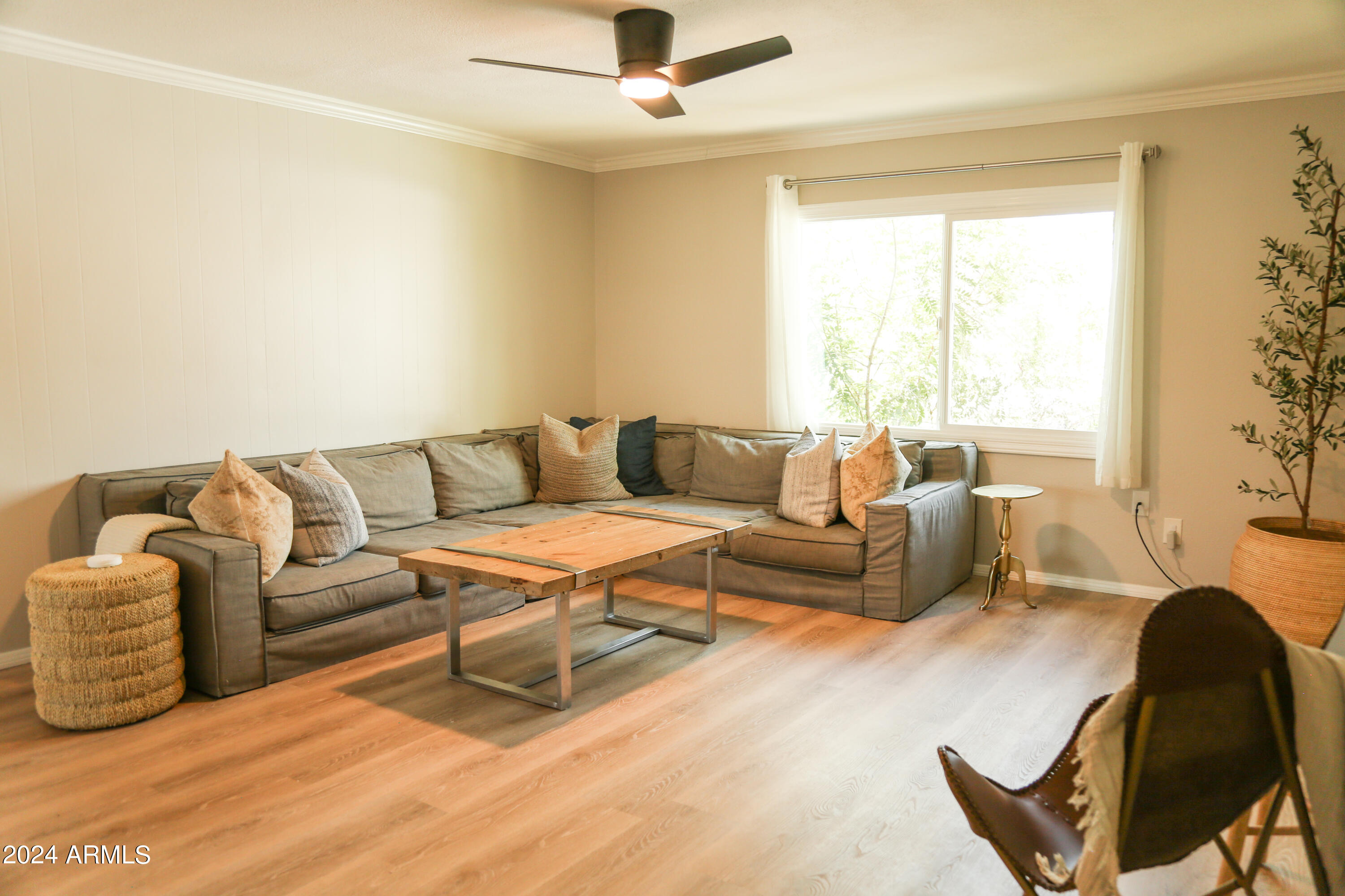 4201 E CAMELBACK Road, 30