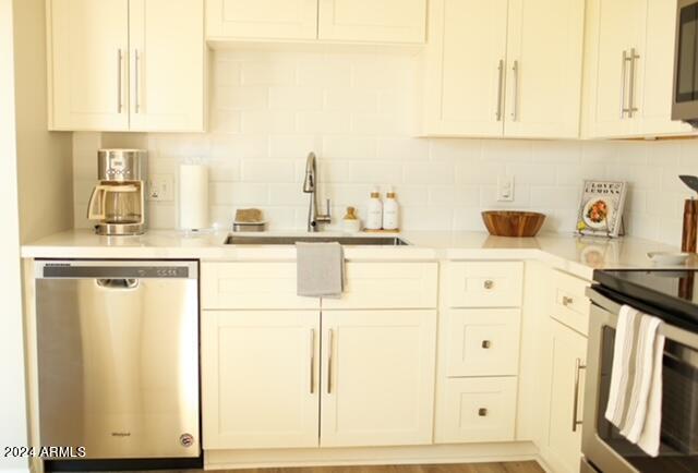 4201 E CAMELBACK Road, 30