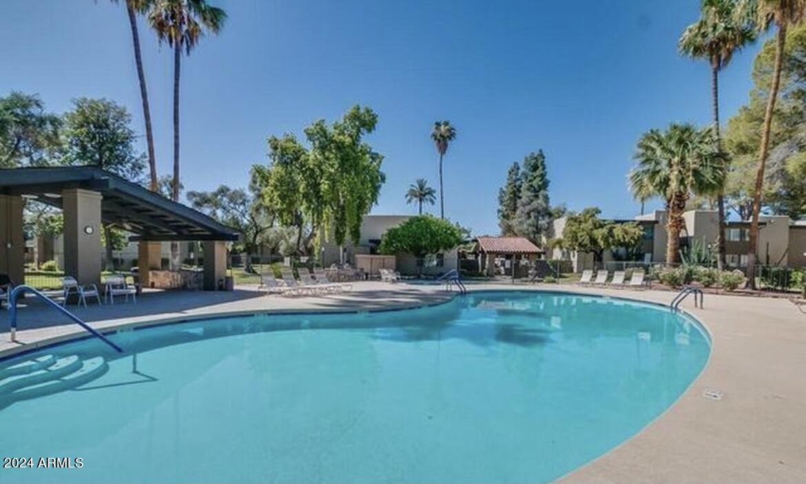 4201 E CAMELBACK Road, 30