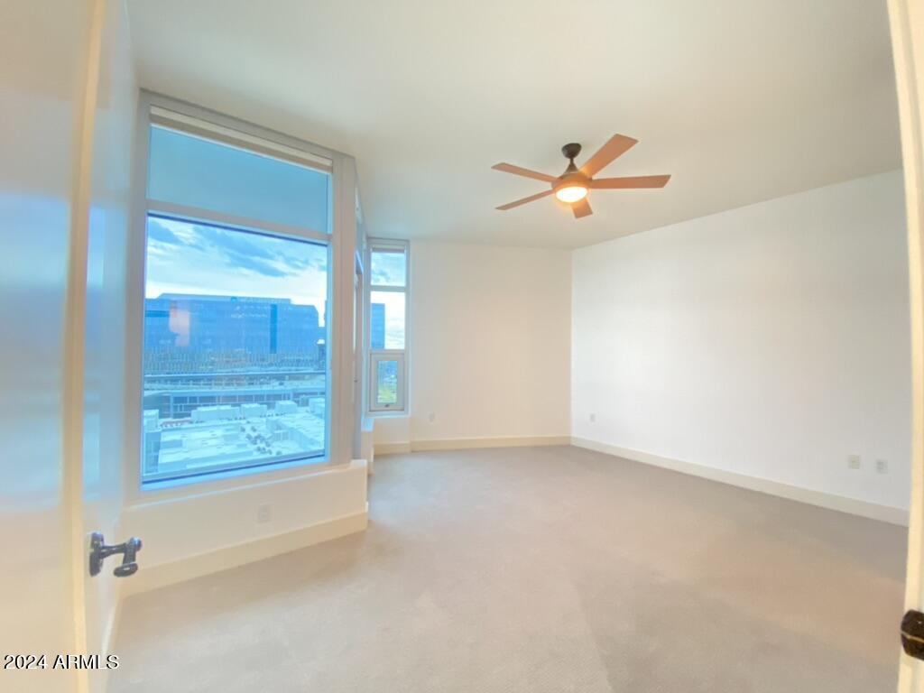 140 E RIO SALADO Parkway, 1105