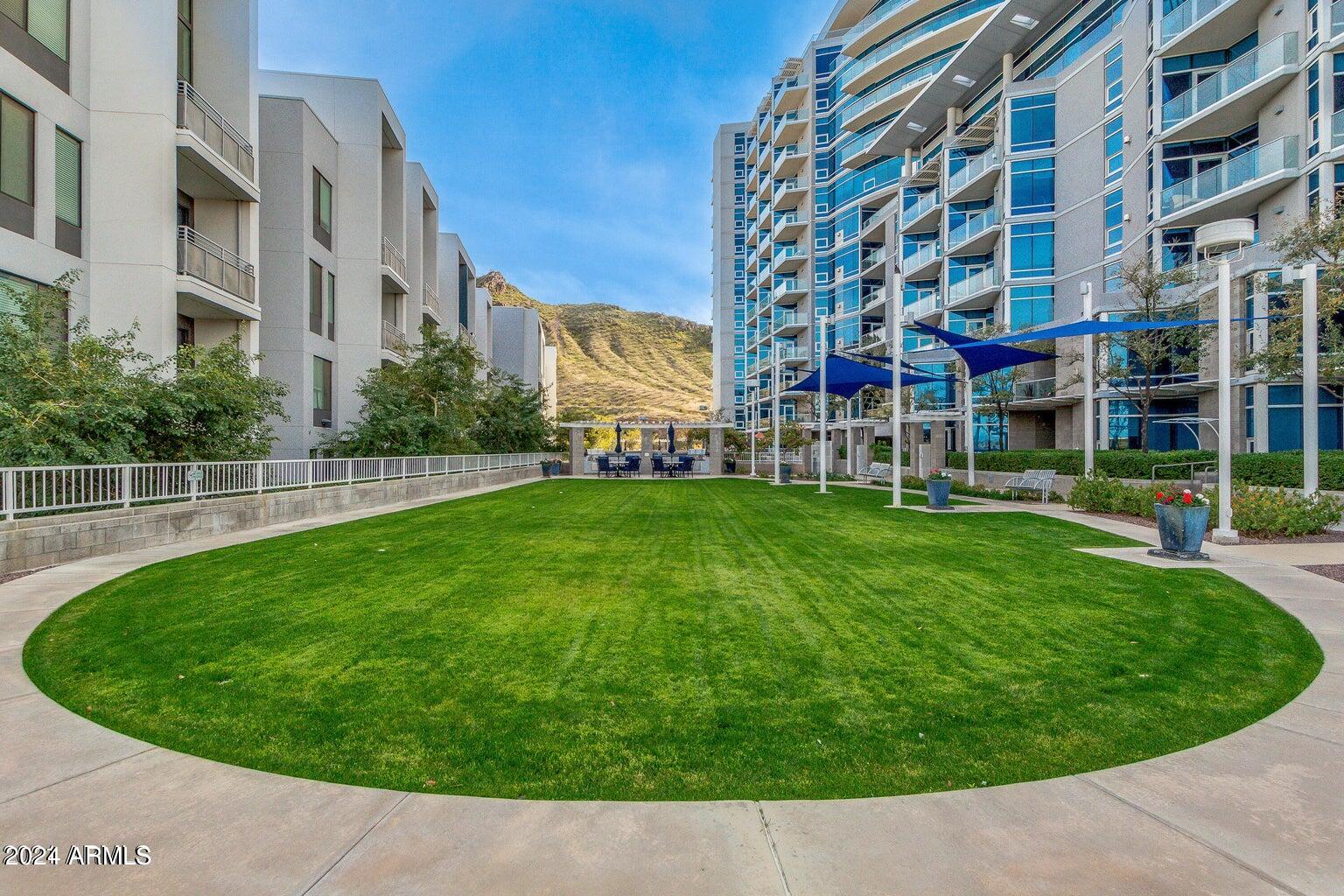 140 E RIO SALADO Parkway, 1105