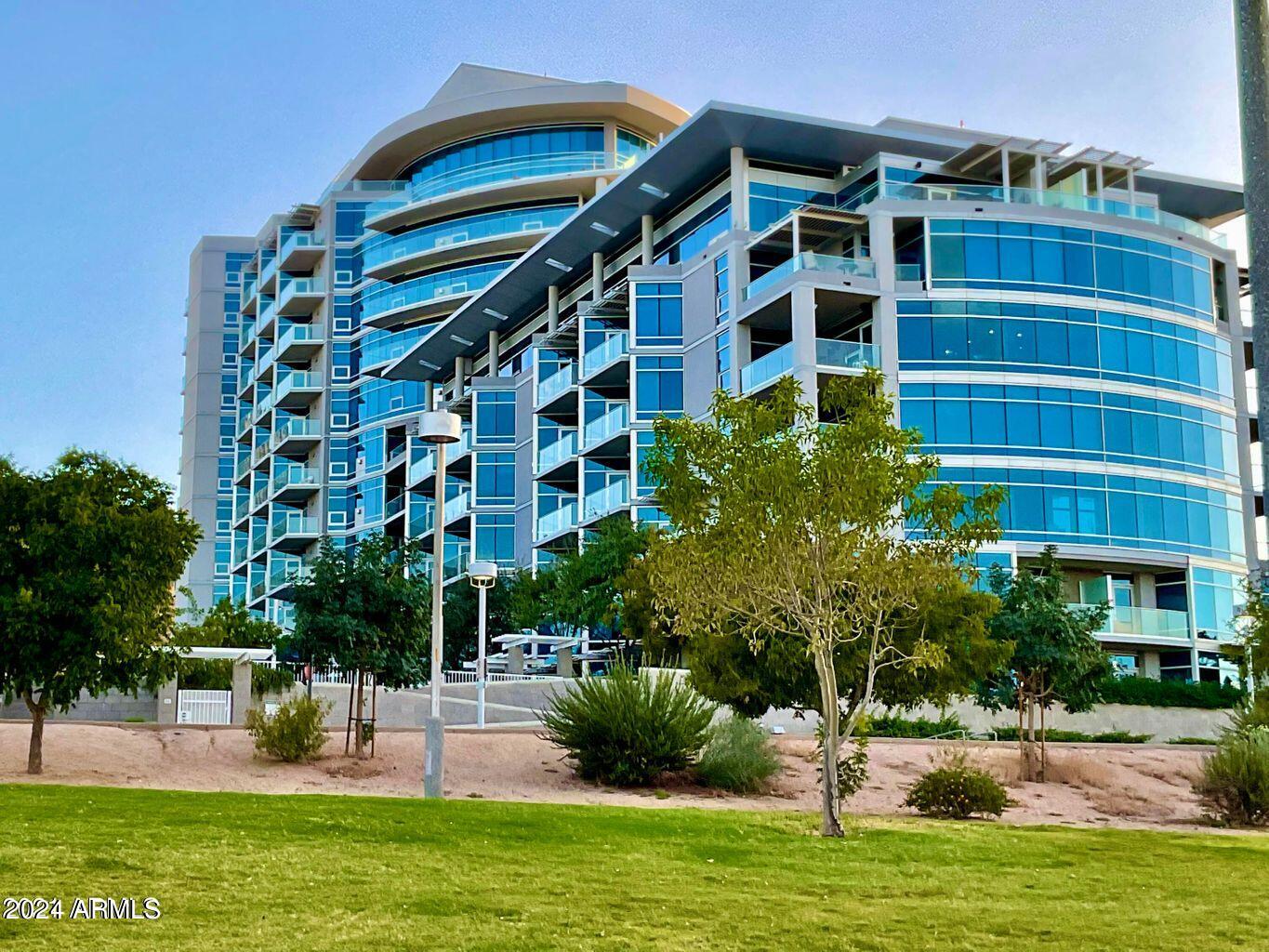 140 E RIO SALADO Parkway, 1105