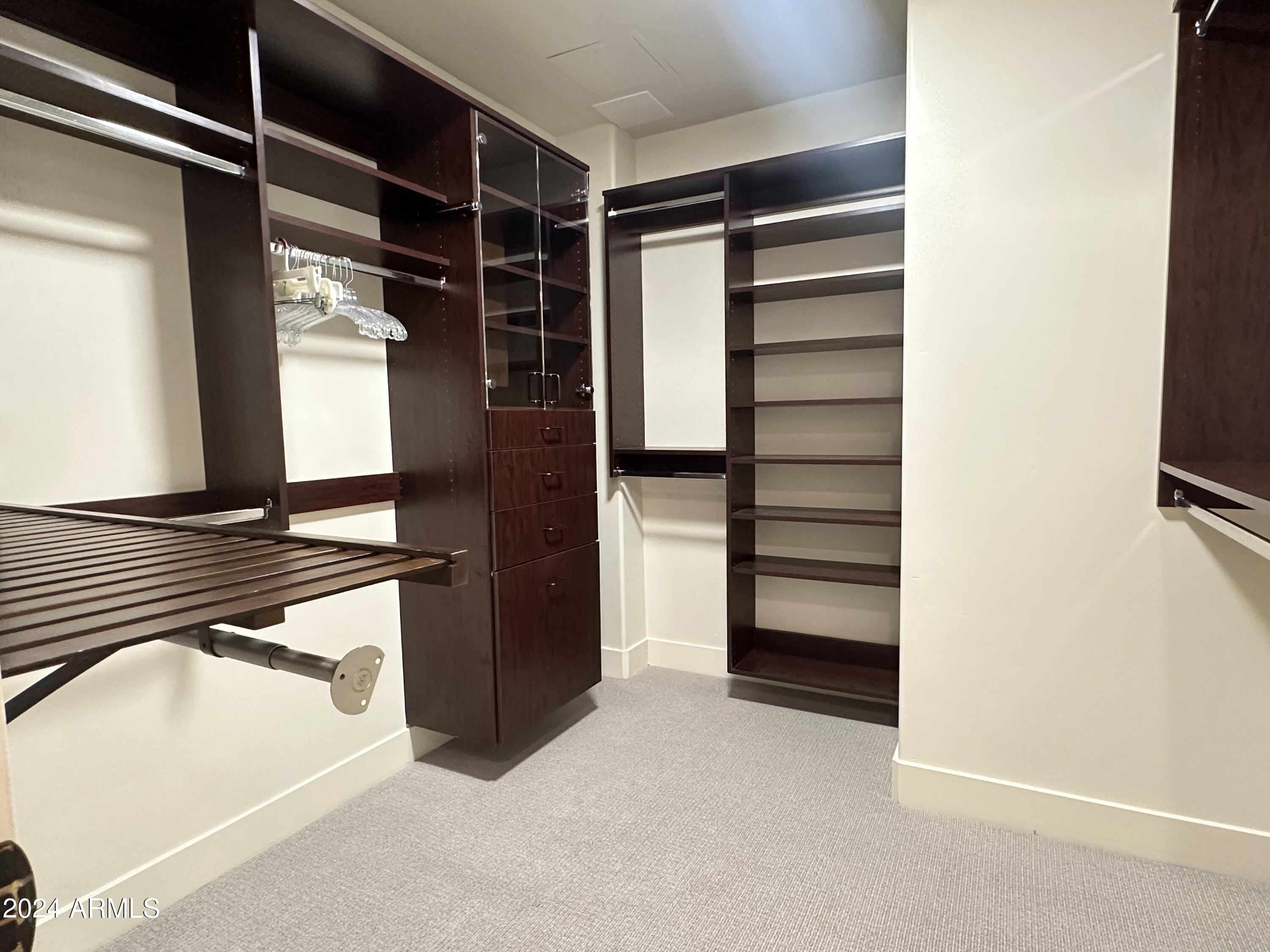 140 E RIO SALADO Parkway, 1105