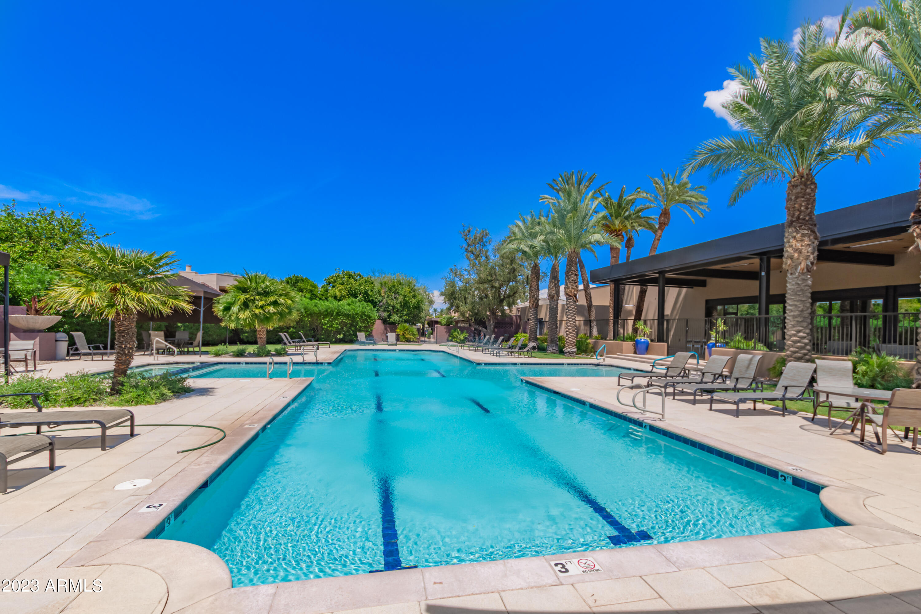 7272 E GAINEY RANCH Road, 111