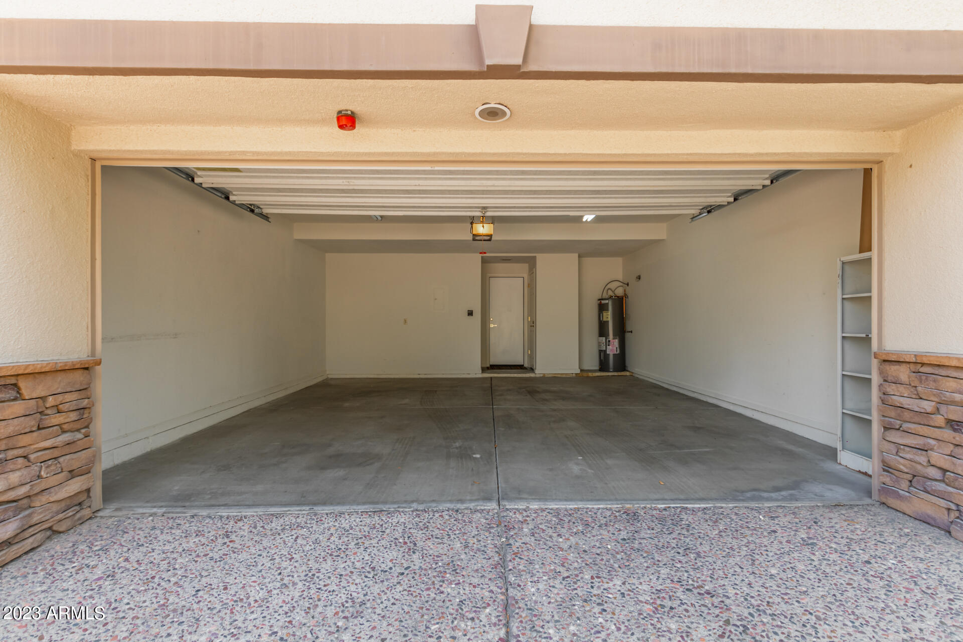 7272 E GAINEY RANCH Road, 111