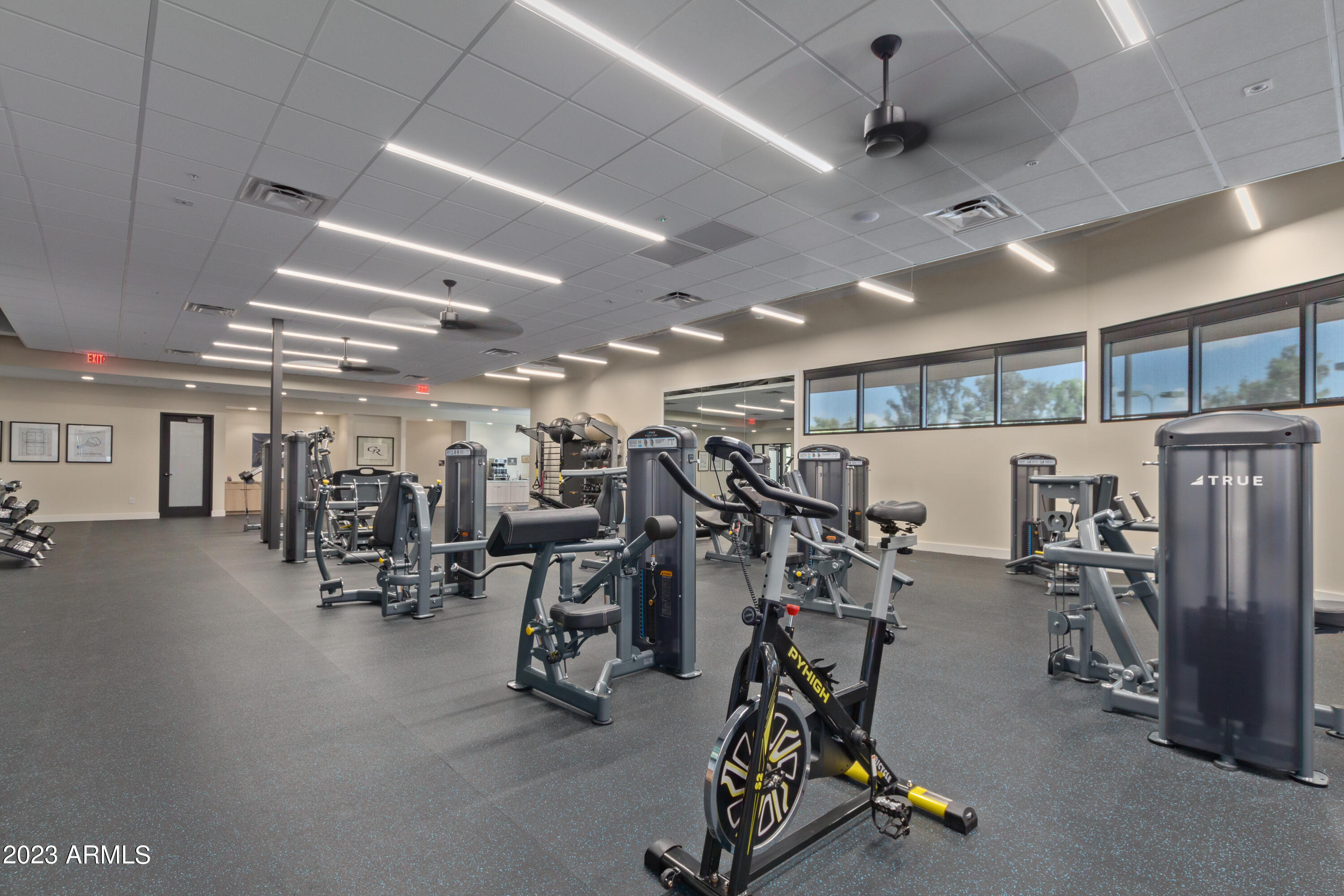 7272 E GAINEY RANCH Road, 111