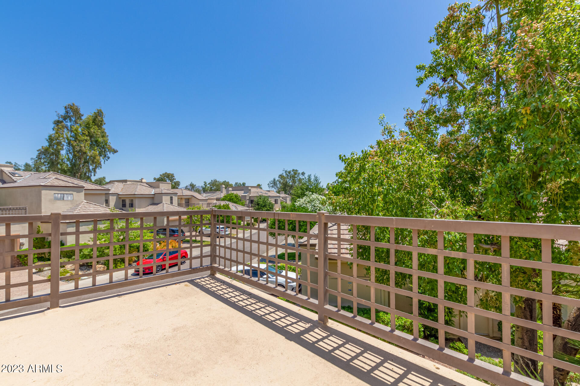 7272 E GAINEY RANCH Road, 111