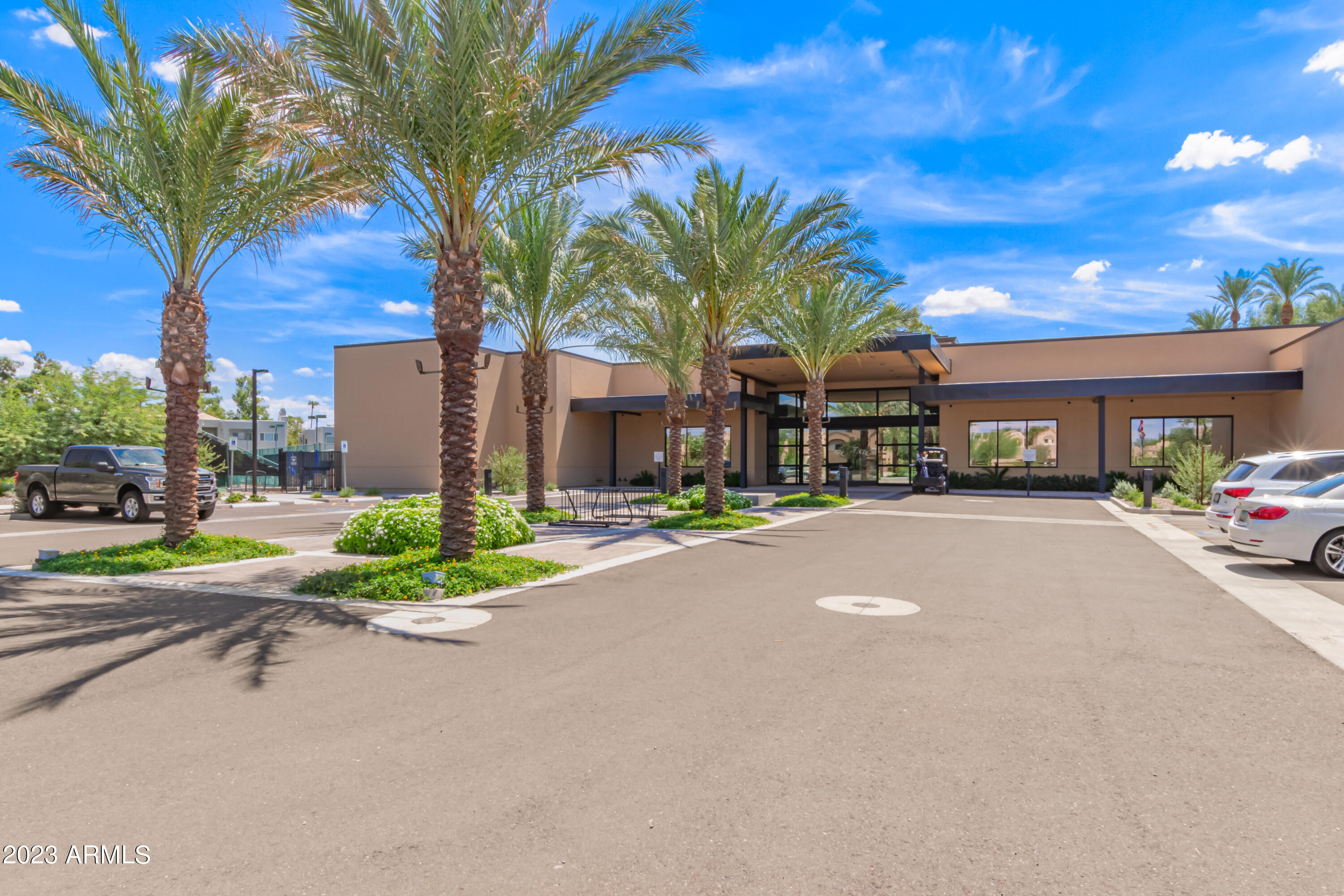 7272 E GAINEY RANCH Road, 111