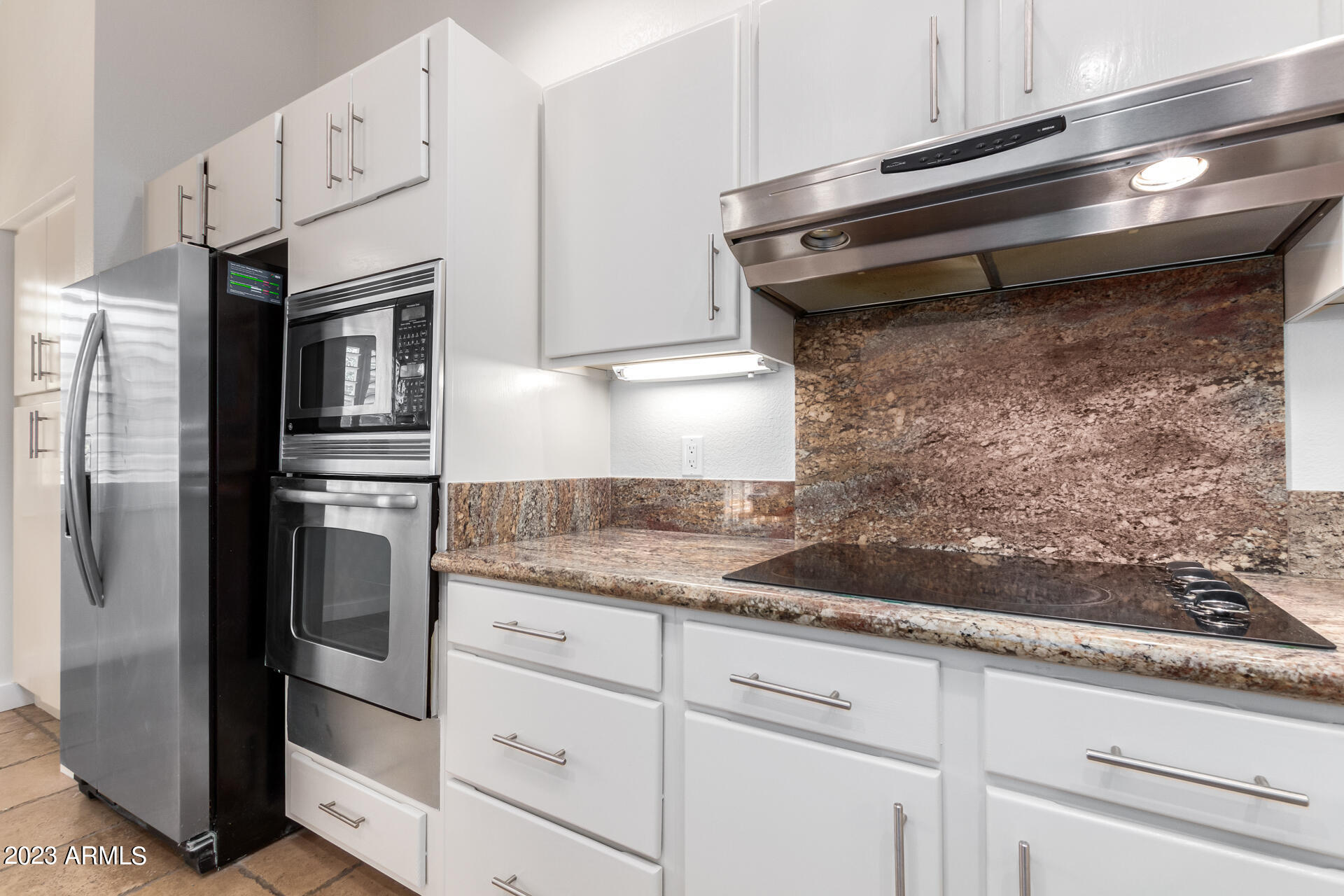 7272 E GAINEY RANCH Road, 111