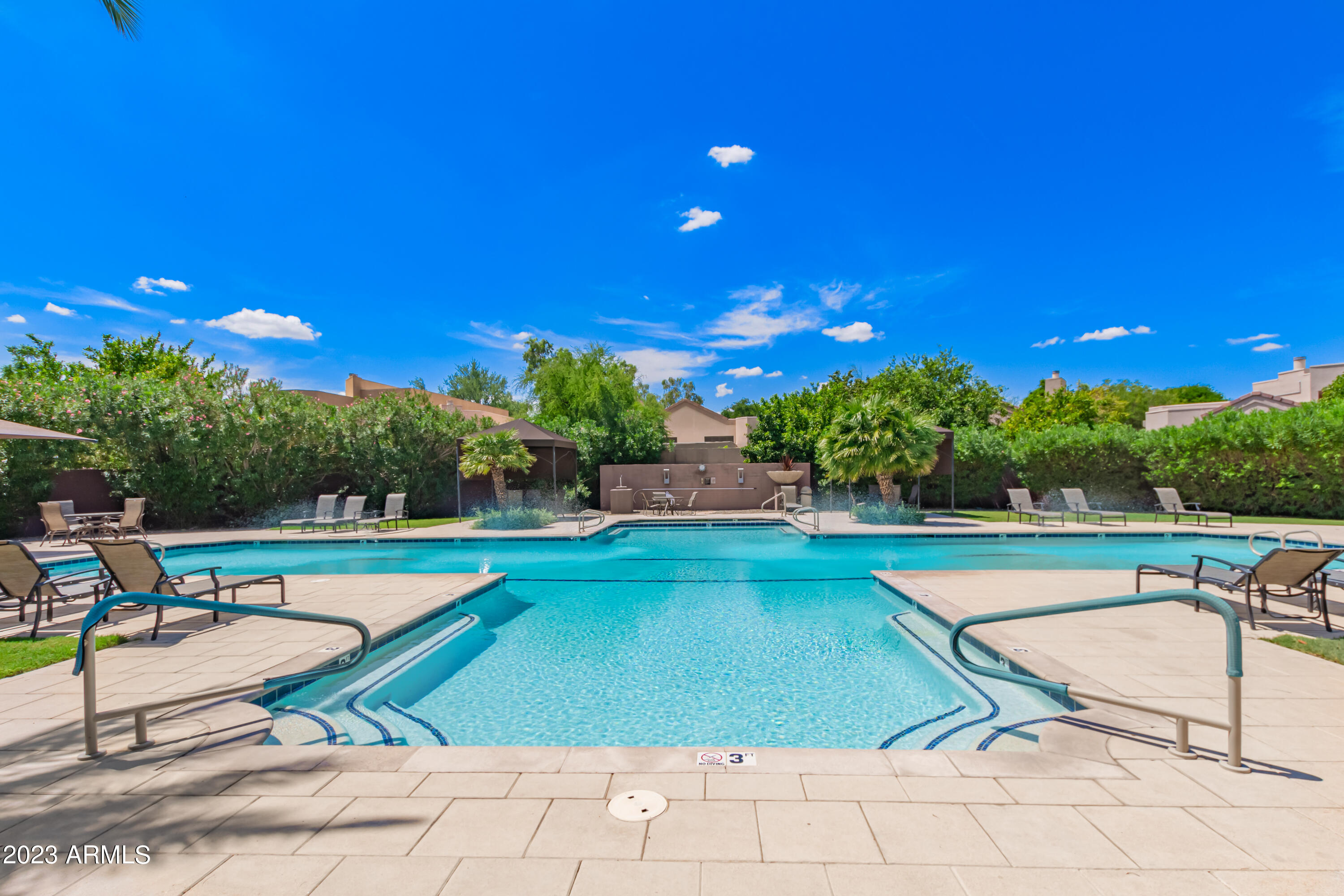 7272 E GAINEY RANCH Road, 111