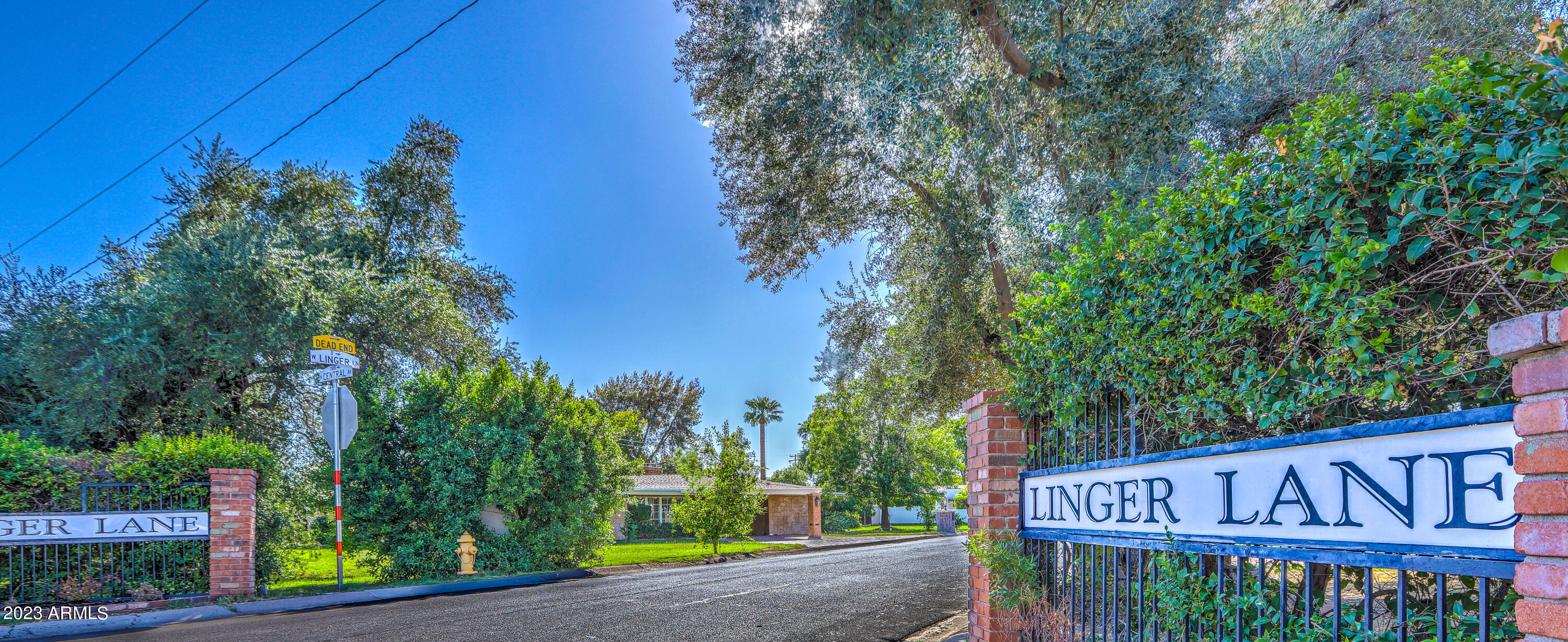 201 W LINGER Lane