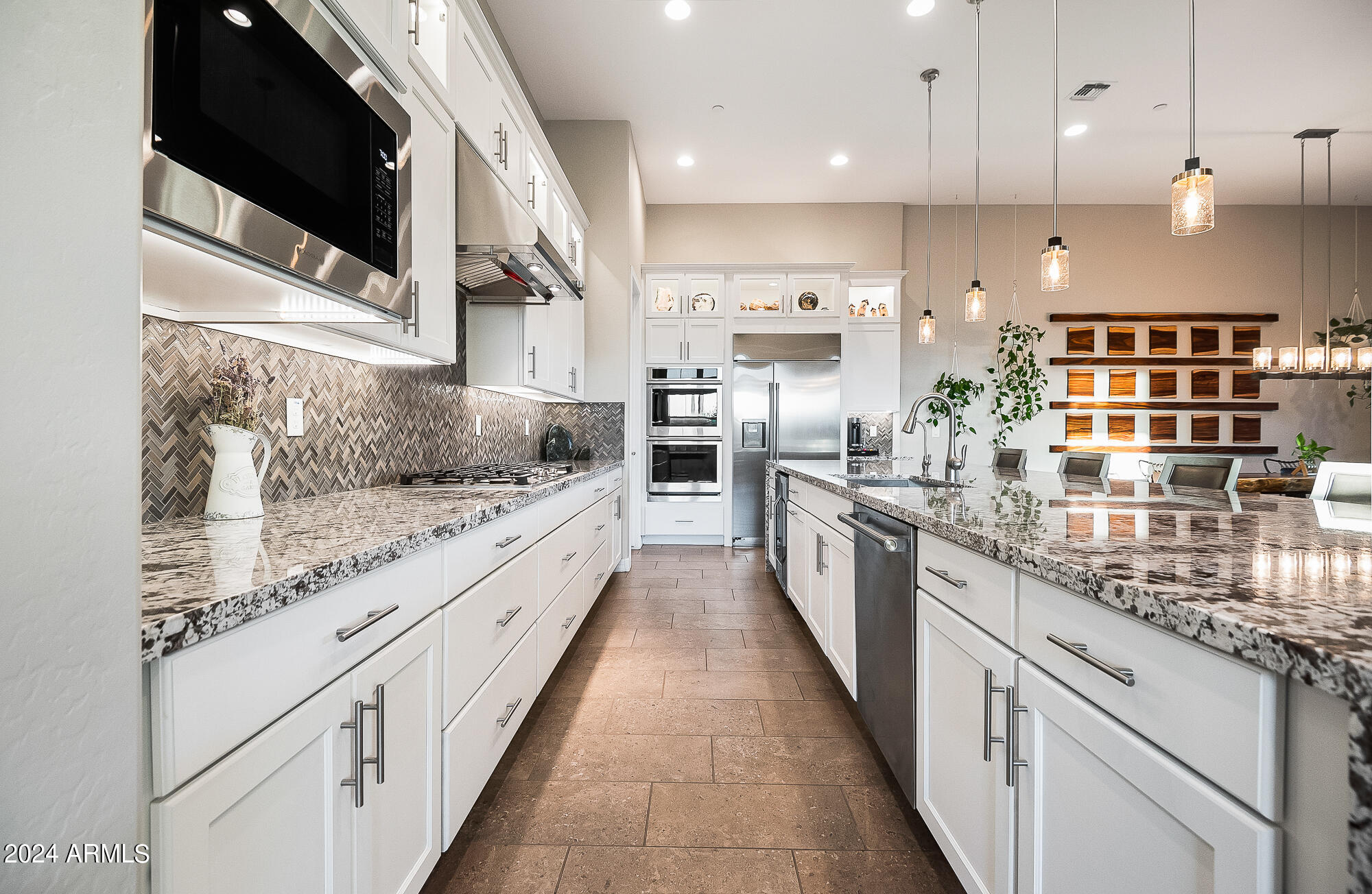 38500 N SCHOOL HOUSE Road, 36