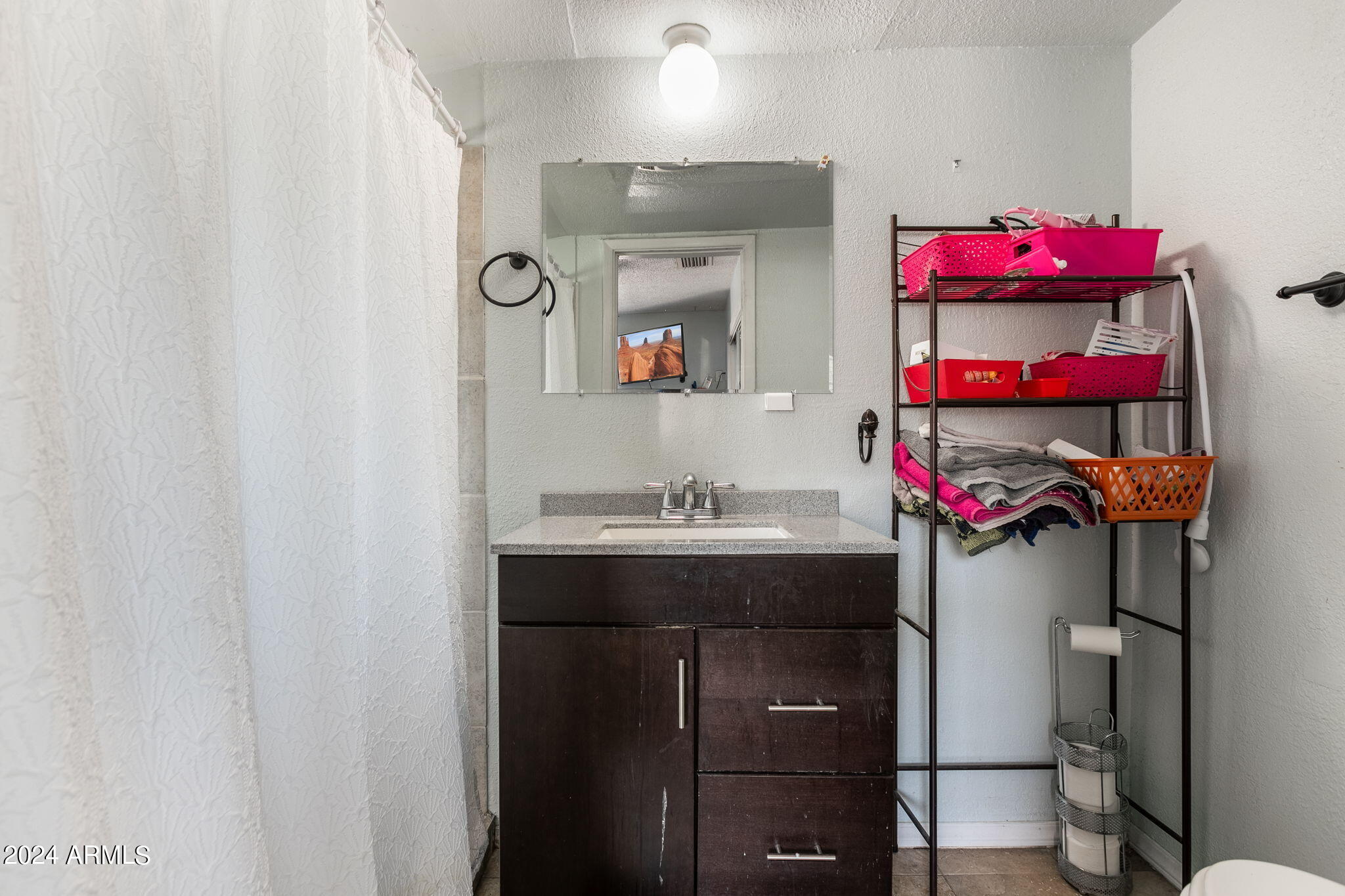 3237 W NORTHVIEW Avenue