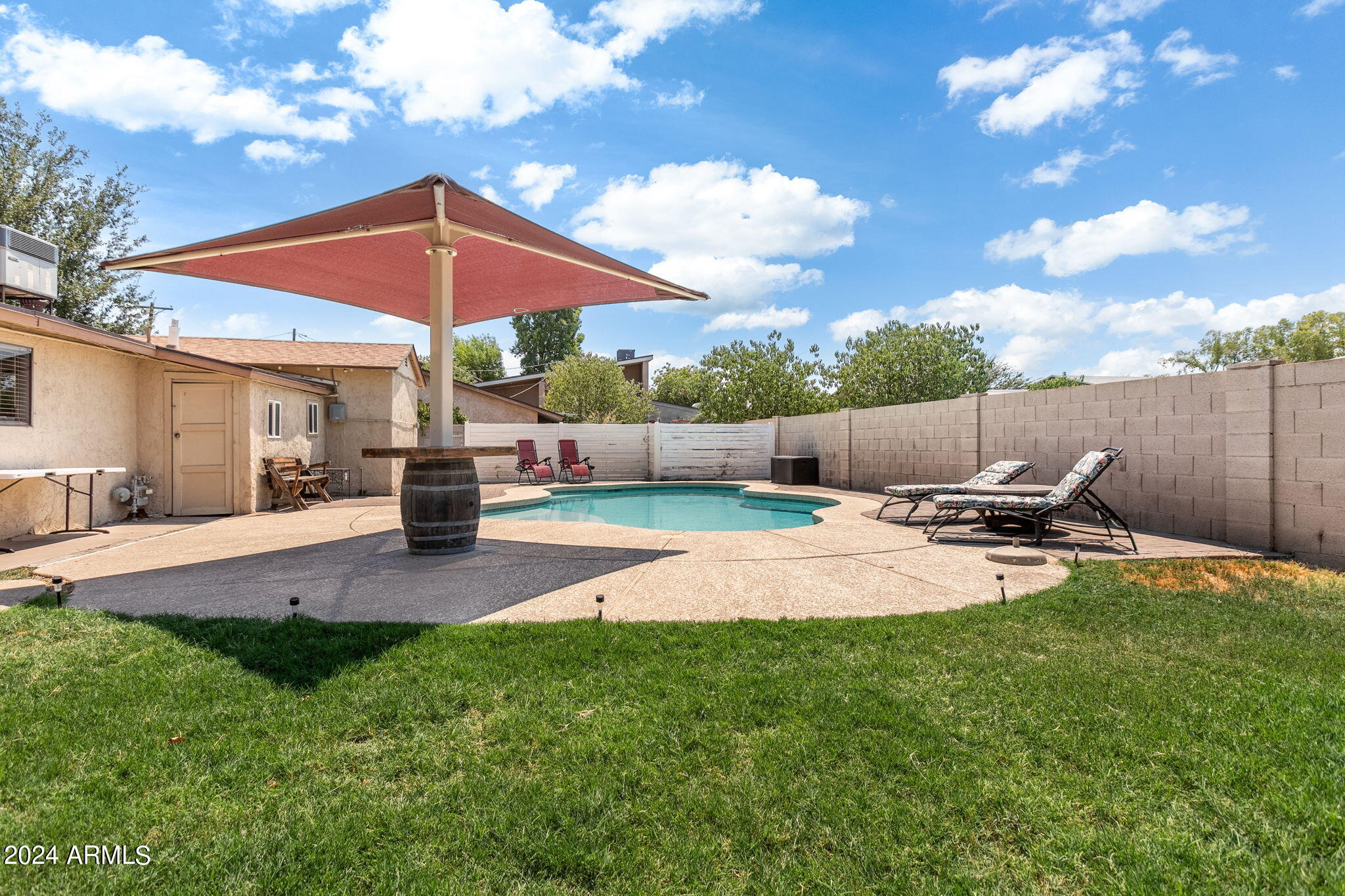 3237 W NORTHVIEW Avenue