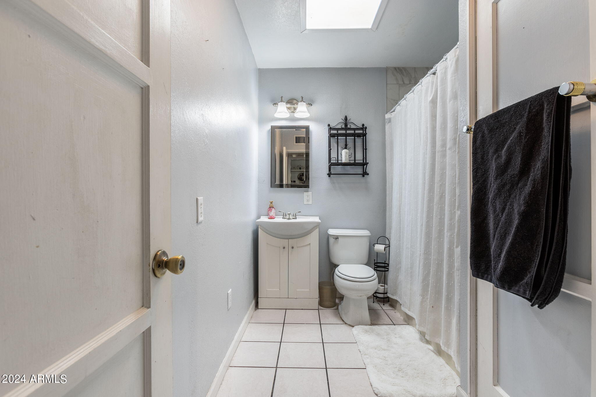 3237 W NORTHVIEW Avenue