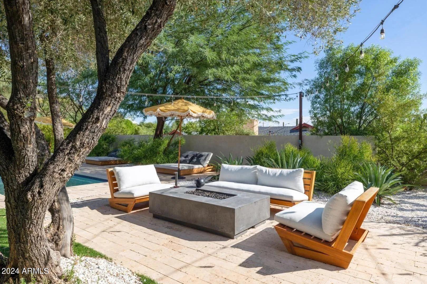 4129 E PALO VERDE Drive