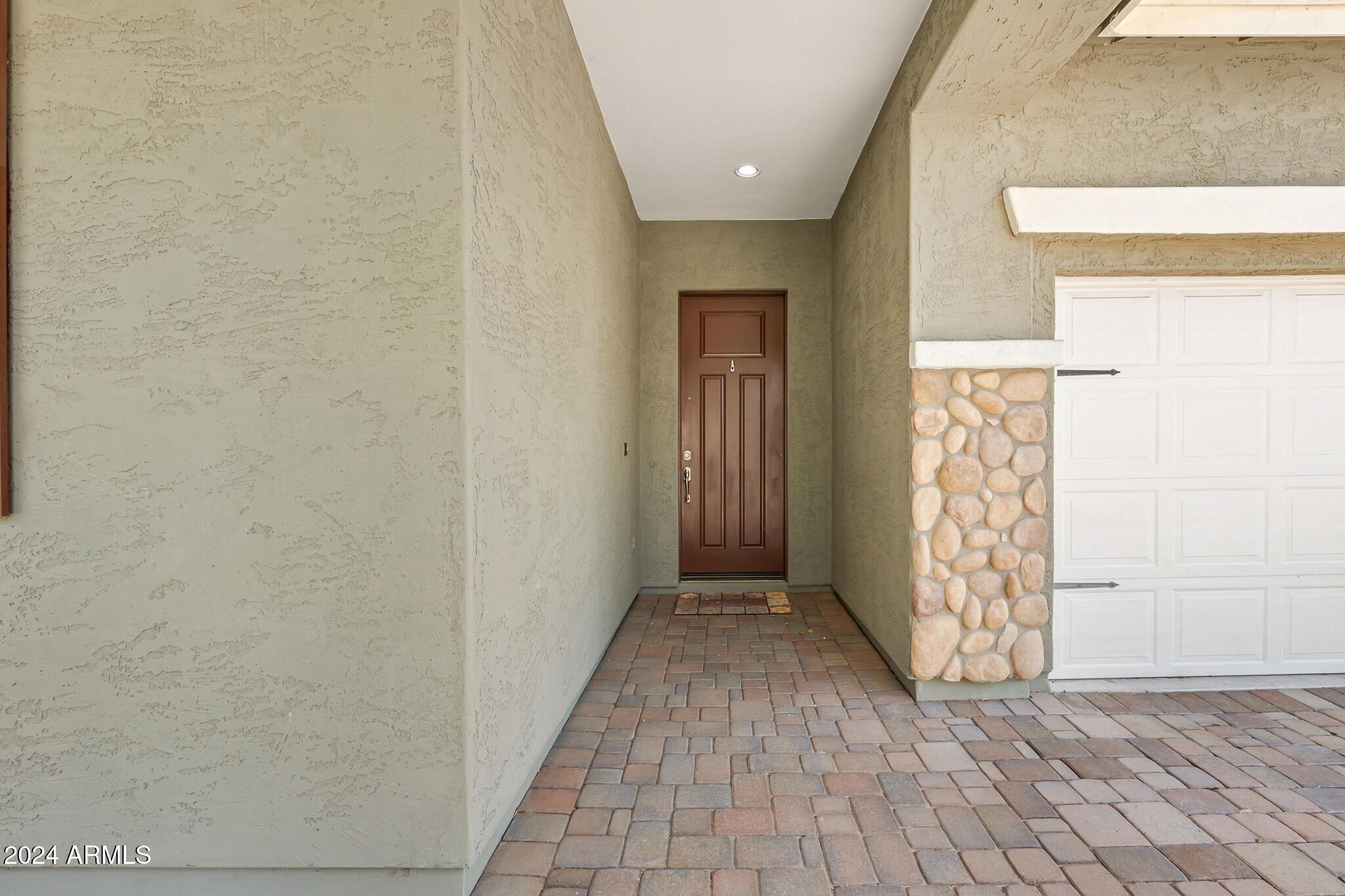 10605 E MONTEREY Avenue