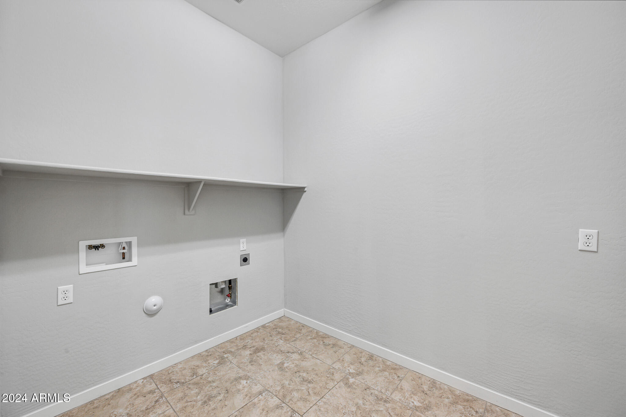 10605 E MONTEREY Avenue