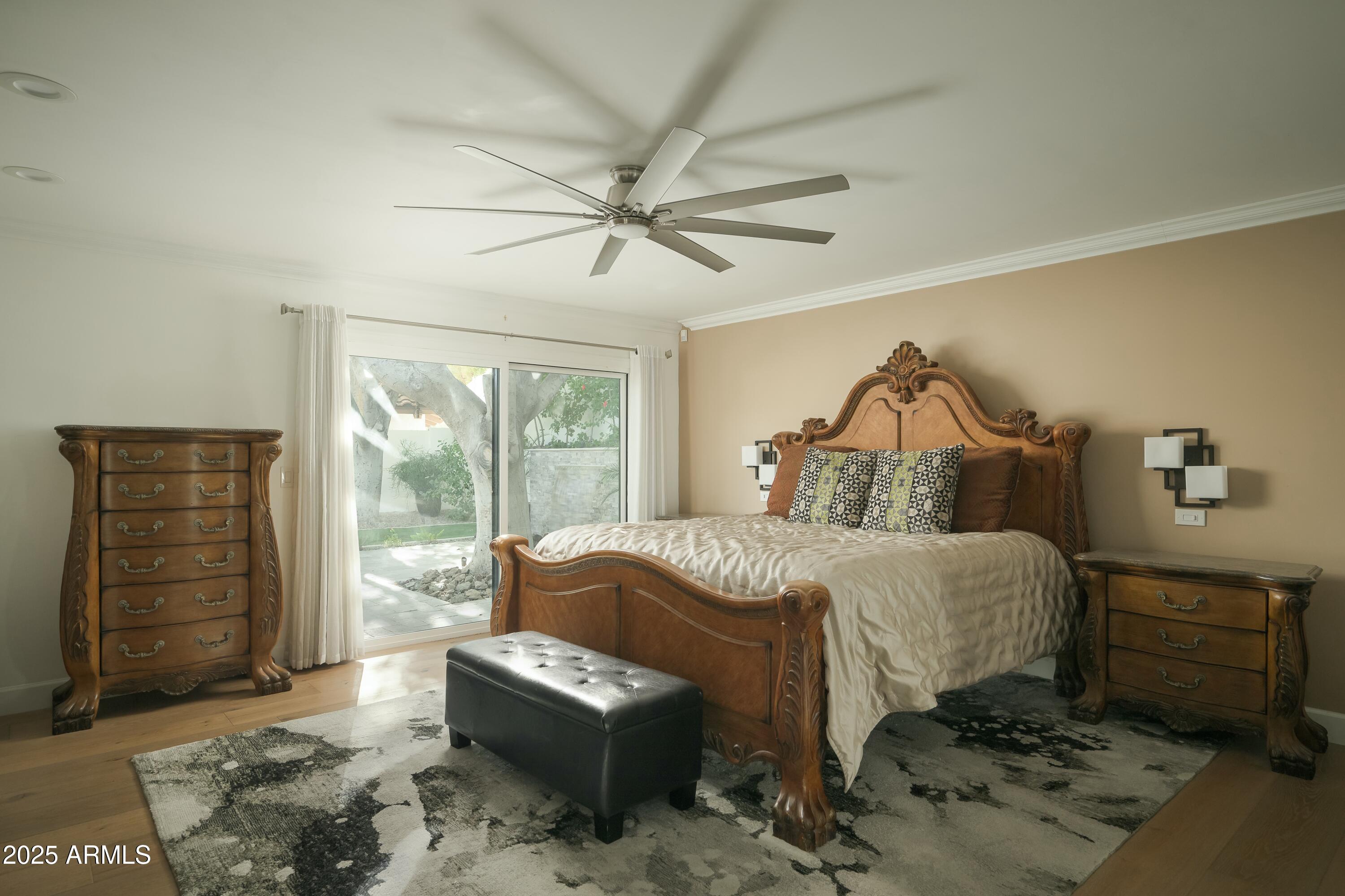 3140 E CLAREMONT Avenue