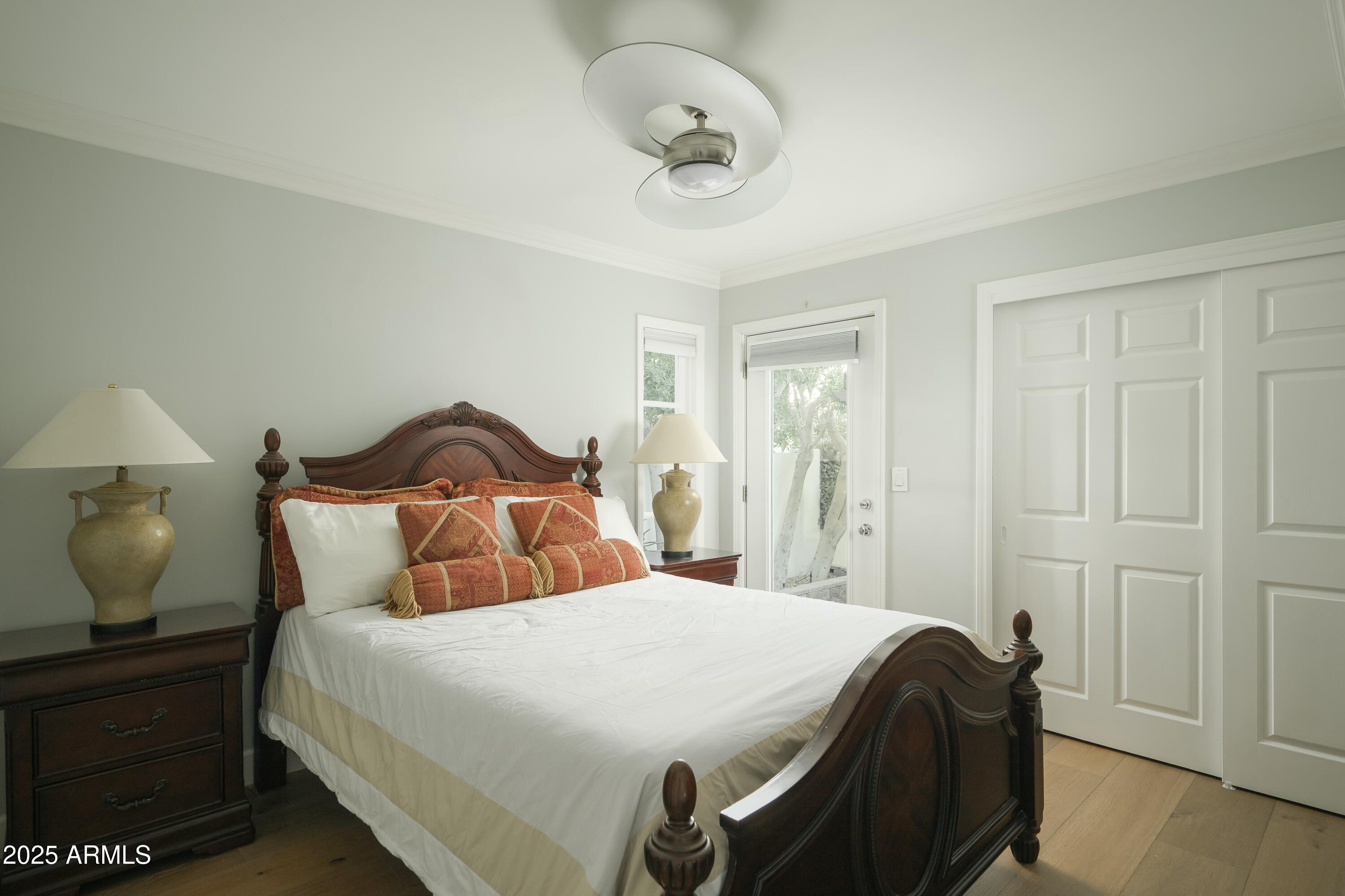 3140 E CLAREMONT Avenue