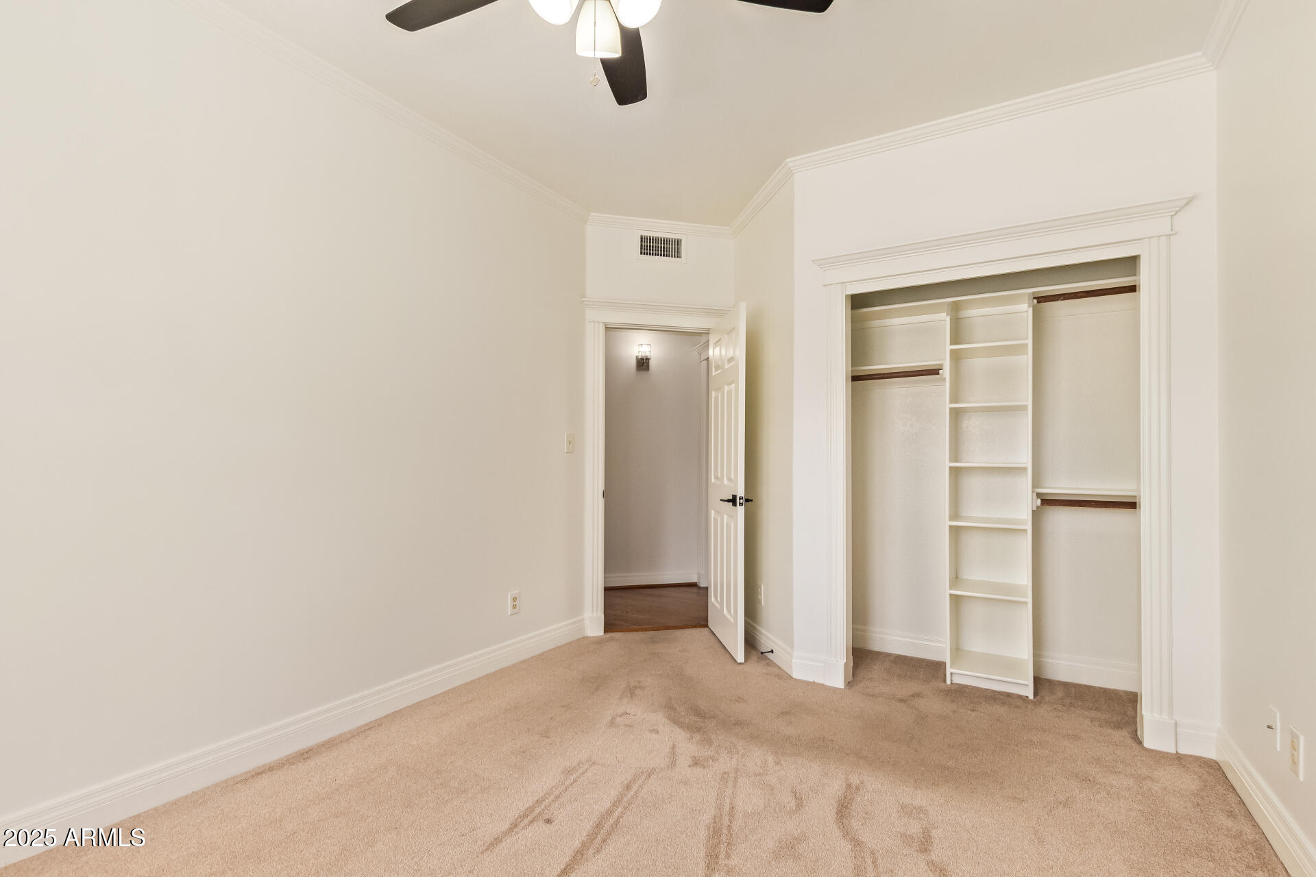 2231 E LAUREL Street