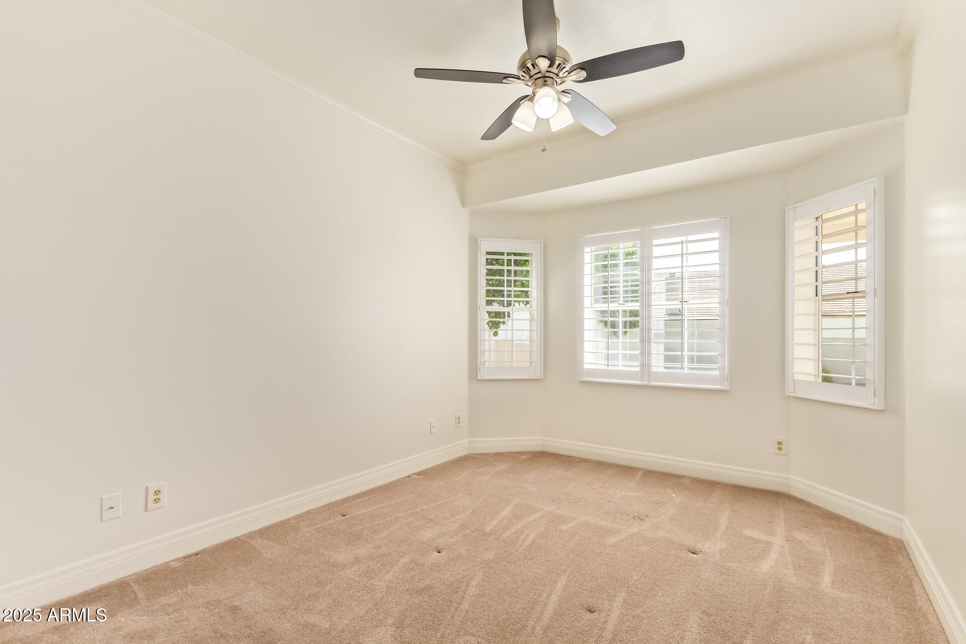 2231 E LAUREL Street