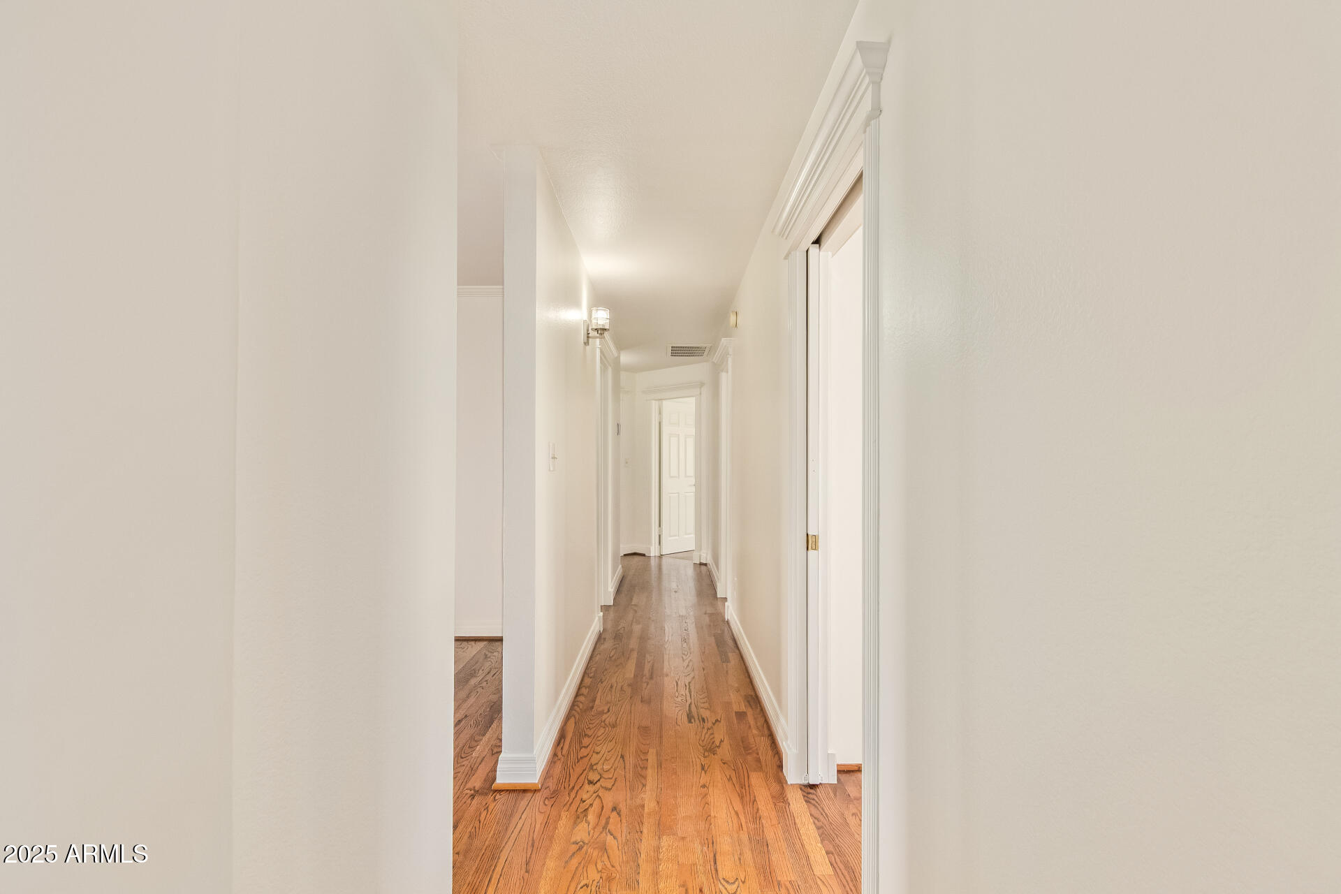 2231 E LAUREL Street