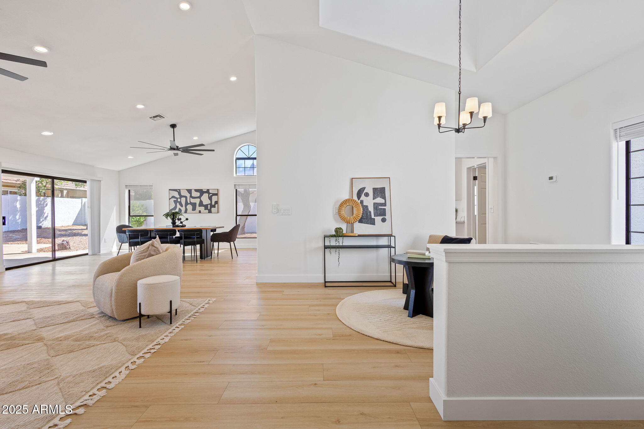 1960 E CALLE MONTE Vista