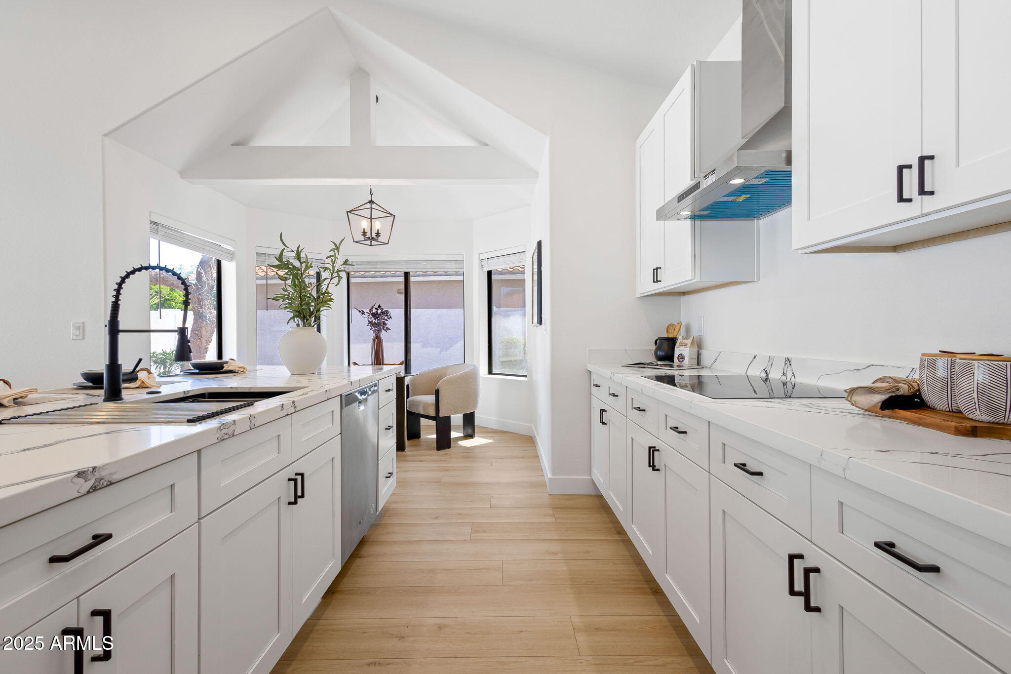 1960 E CALLE MONTE Vista