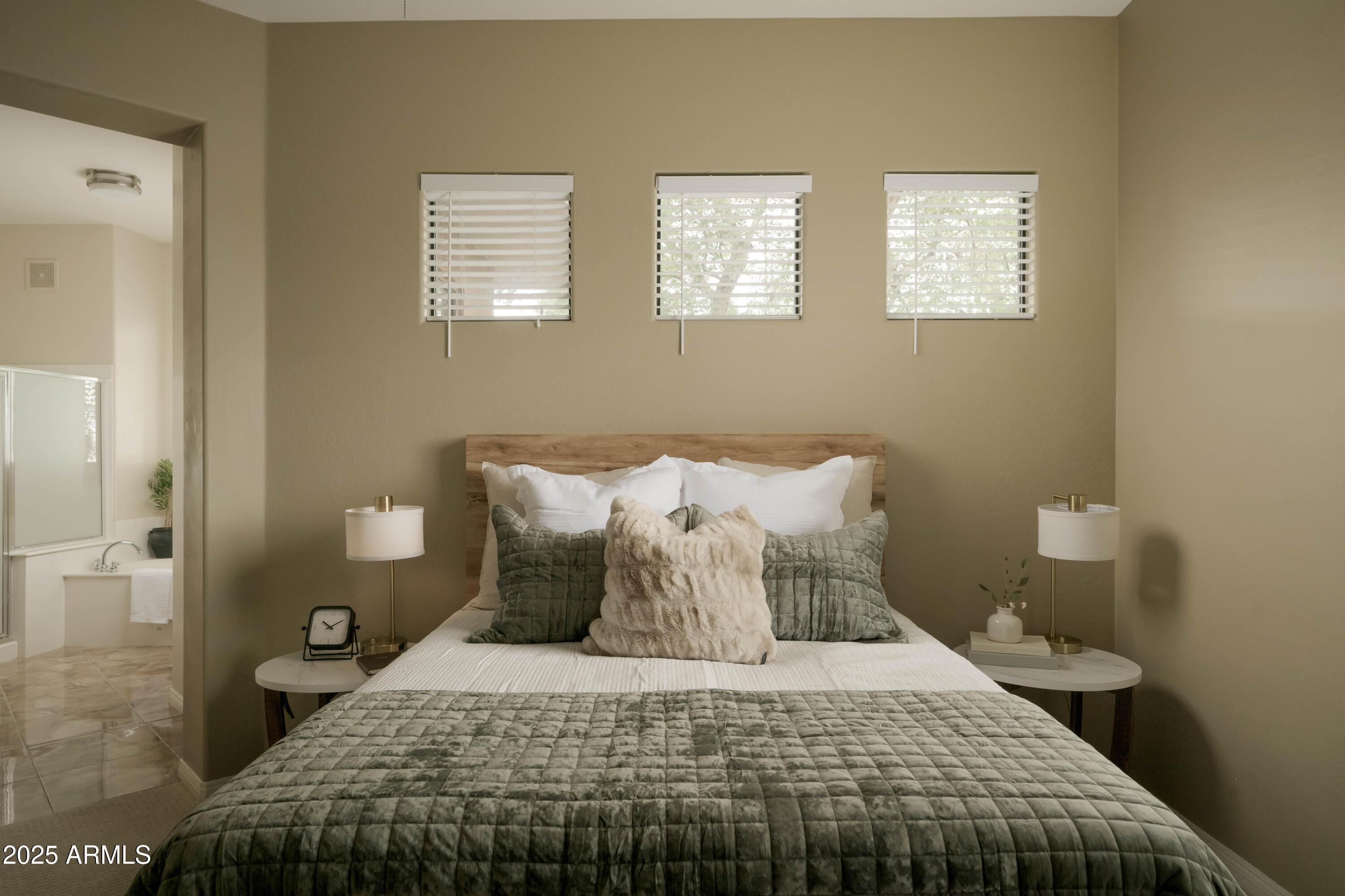 2989 N 44TH Street, 2007, Phoenix Unit: 2007