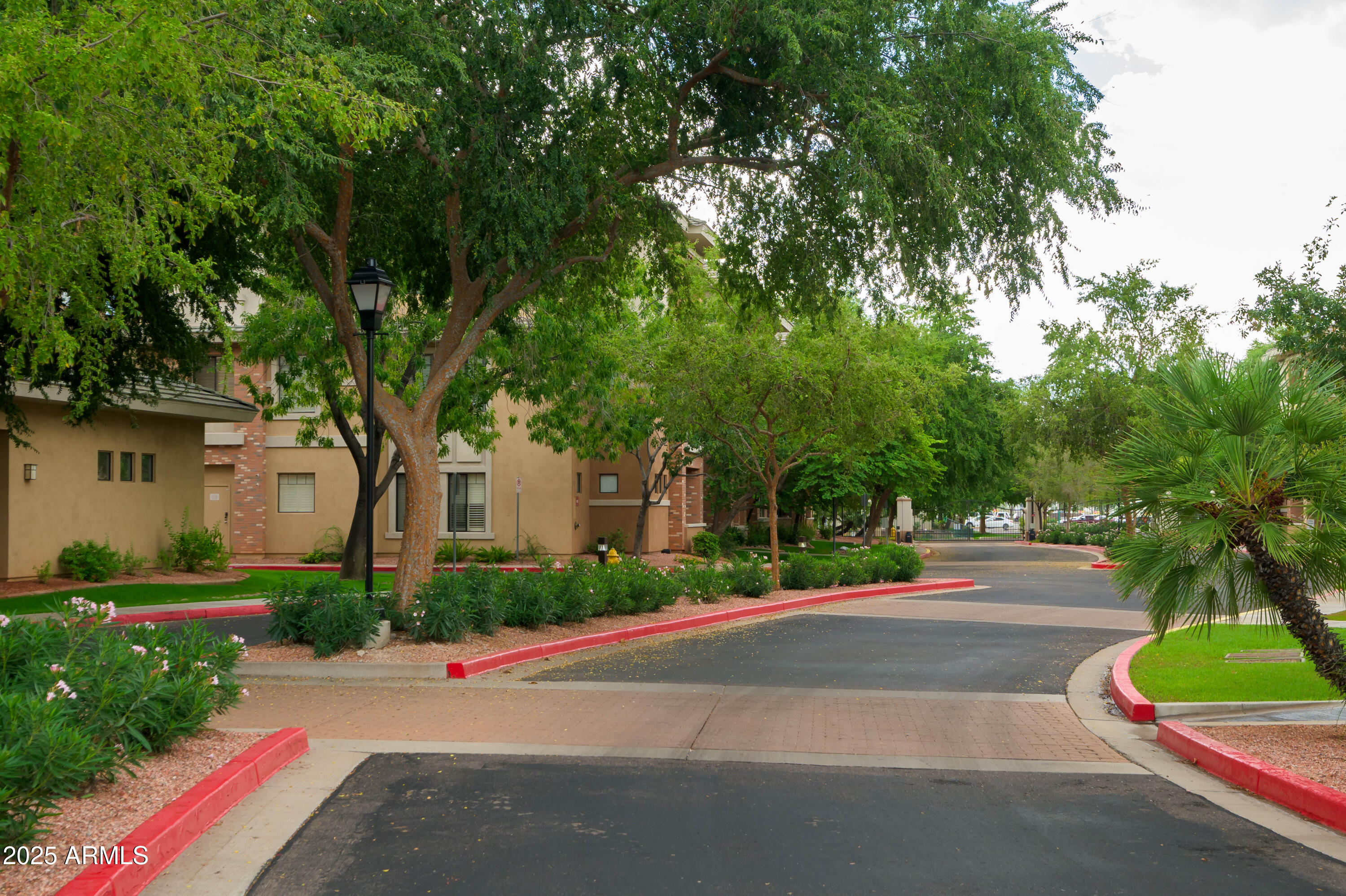 2989 N 44TH Street, 2007, Phoenix Unit: 2007