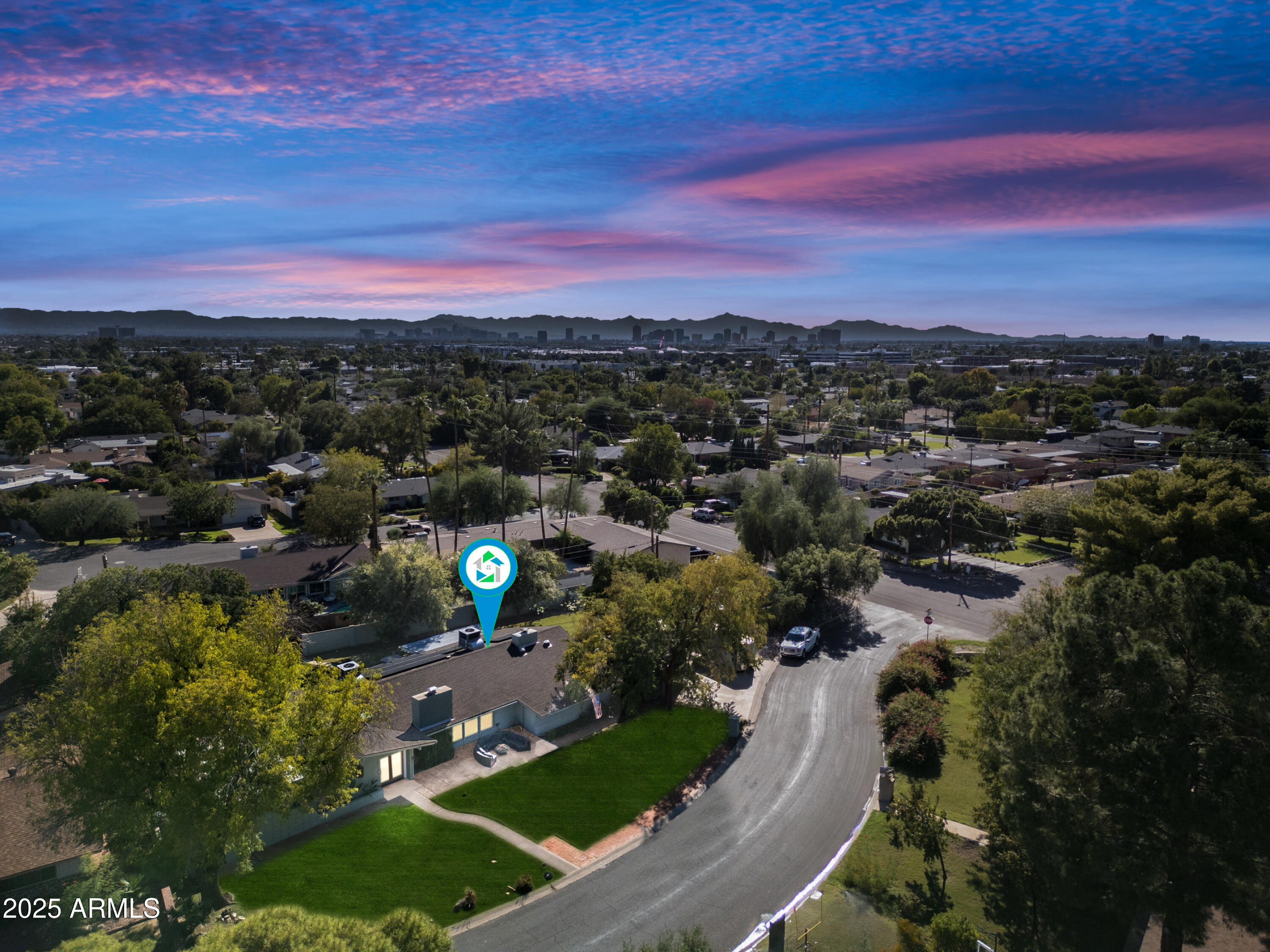 2007 E RANCHO Drive