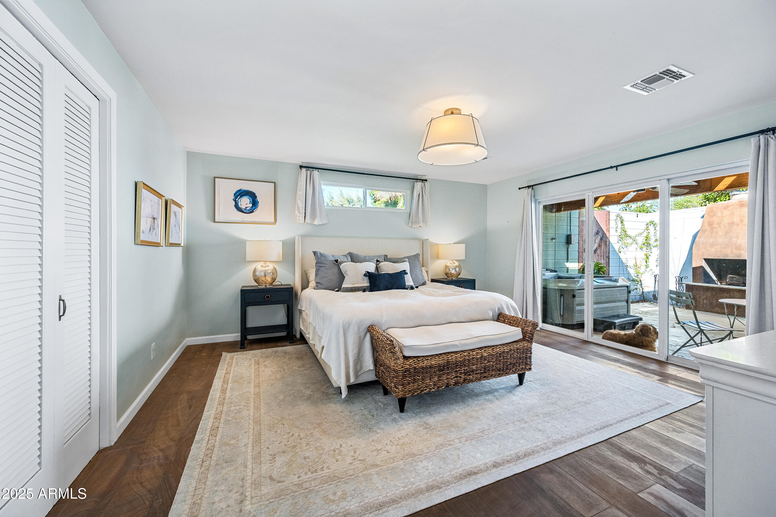 2007 E RANCHO Drive