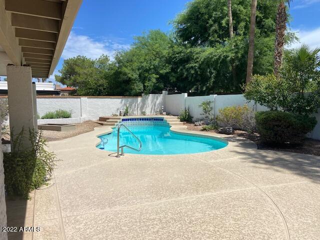 9405 N 83RD Street