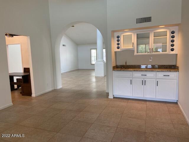 9405 N 83RD Street