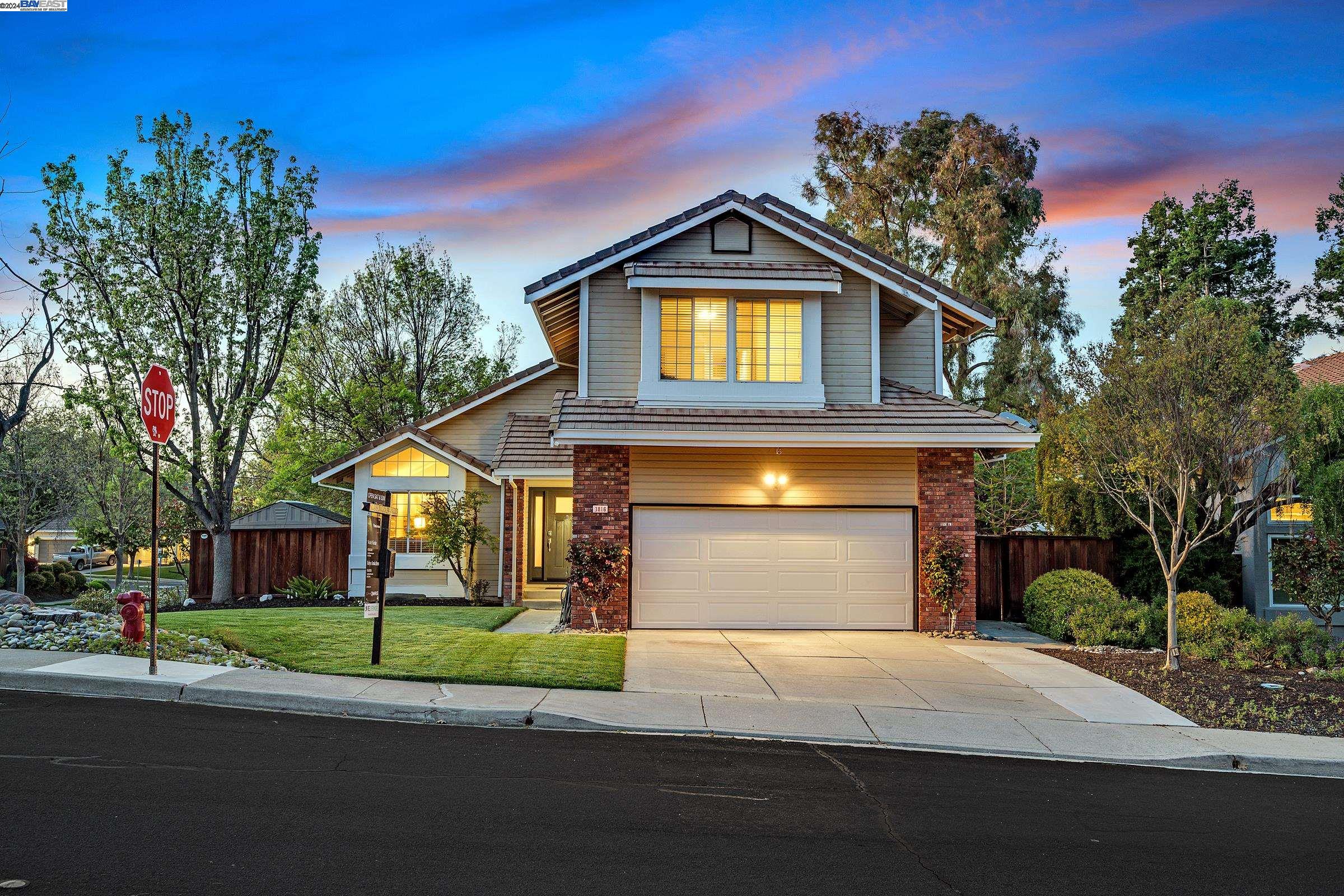 3816 Loch Lomand Way