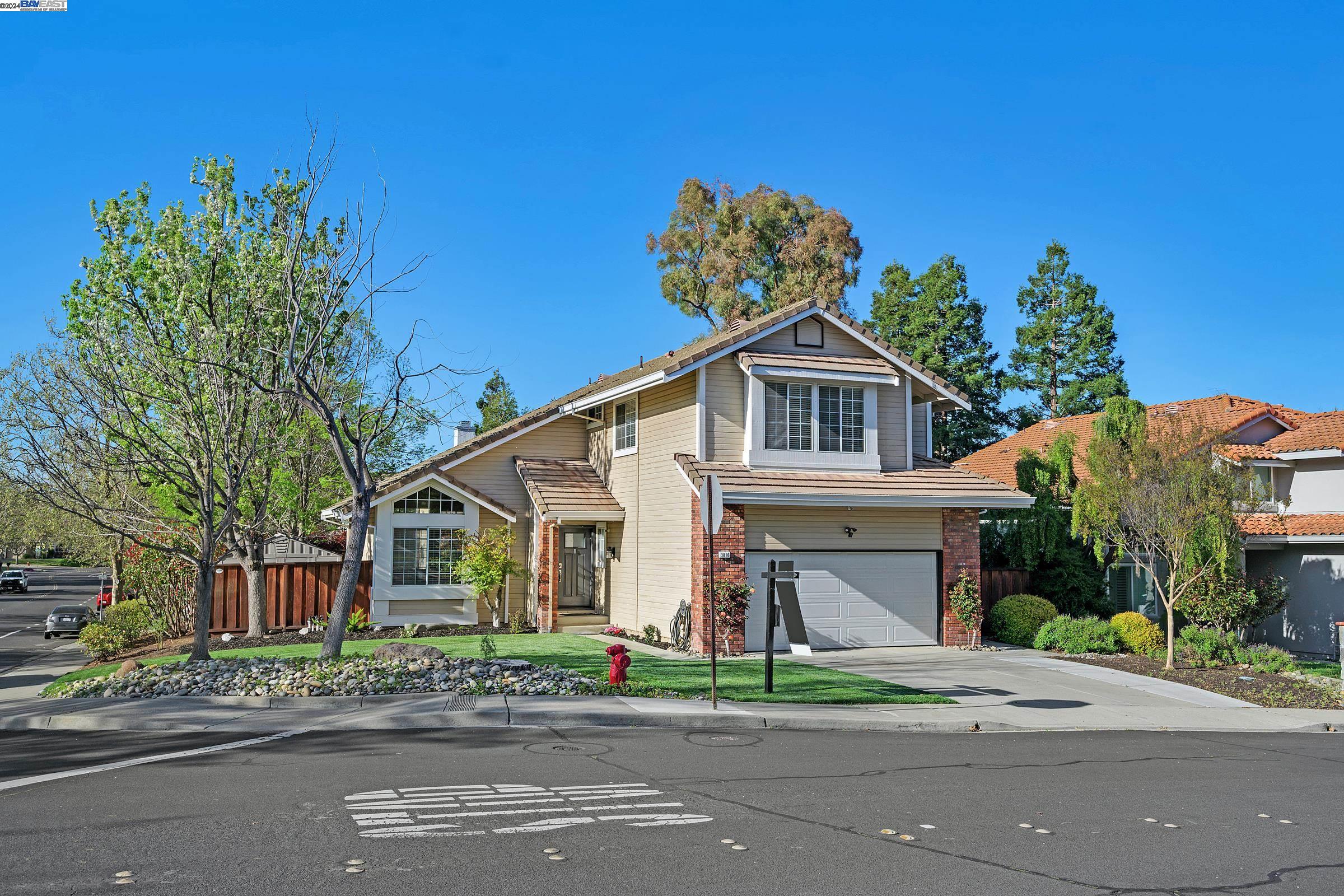 3816 Loch Lomand Way