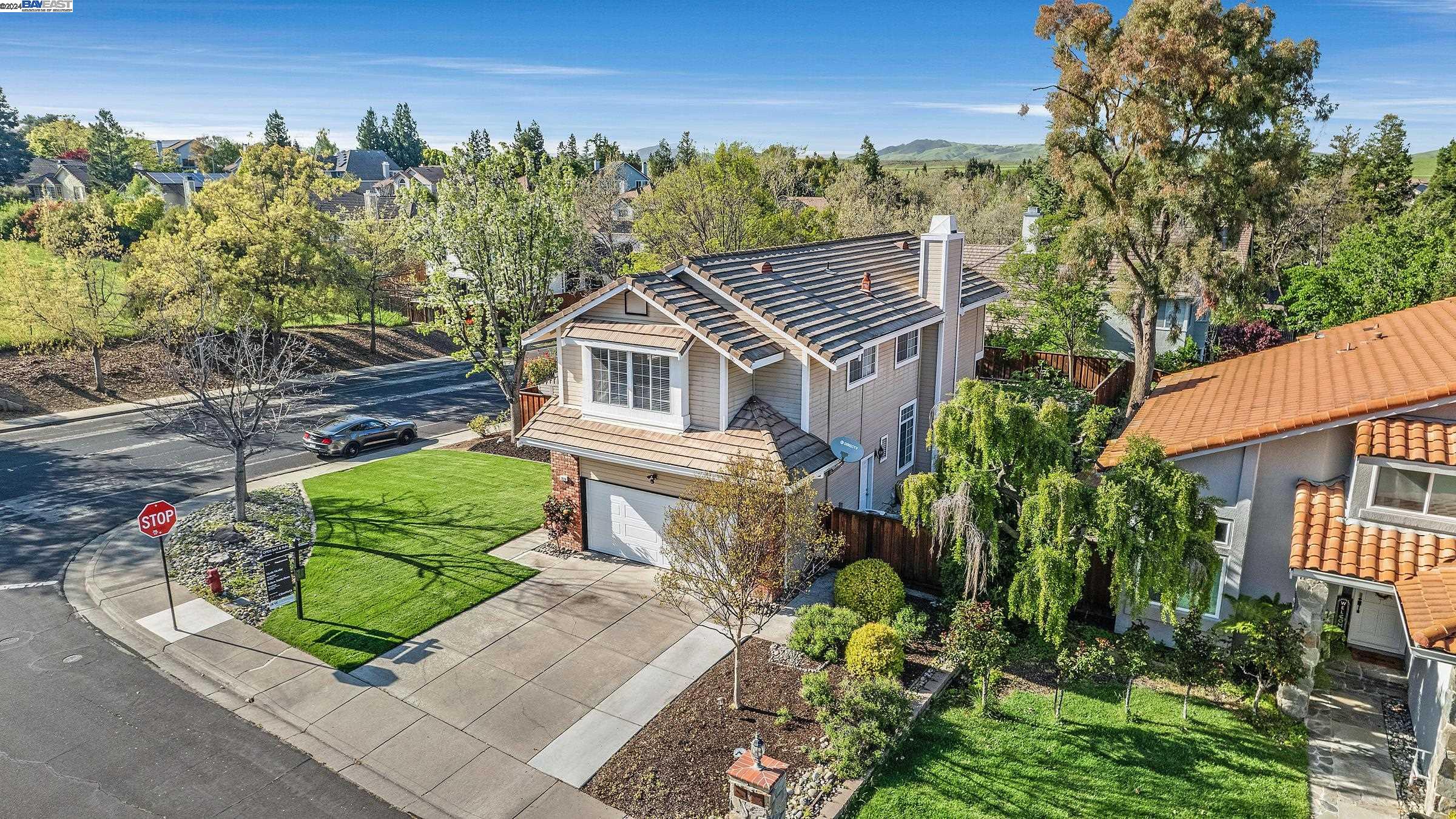3816 Loch Lomand Way